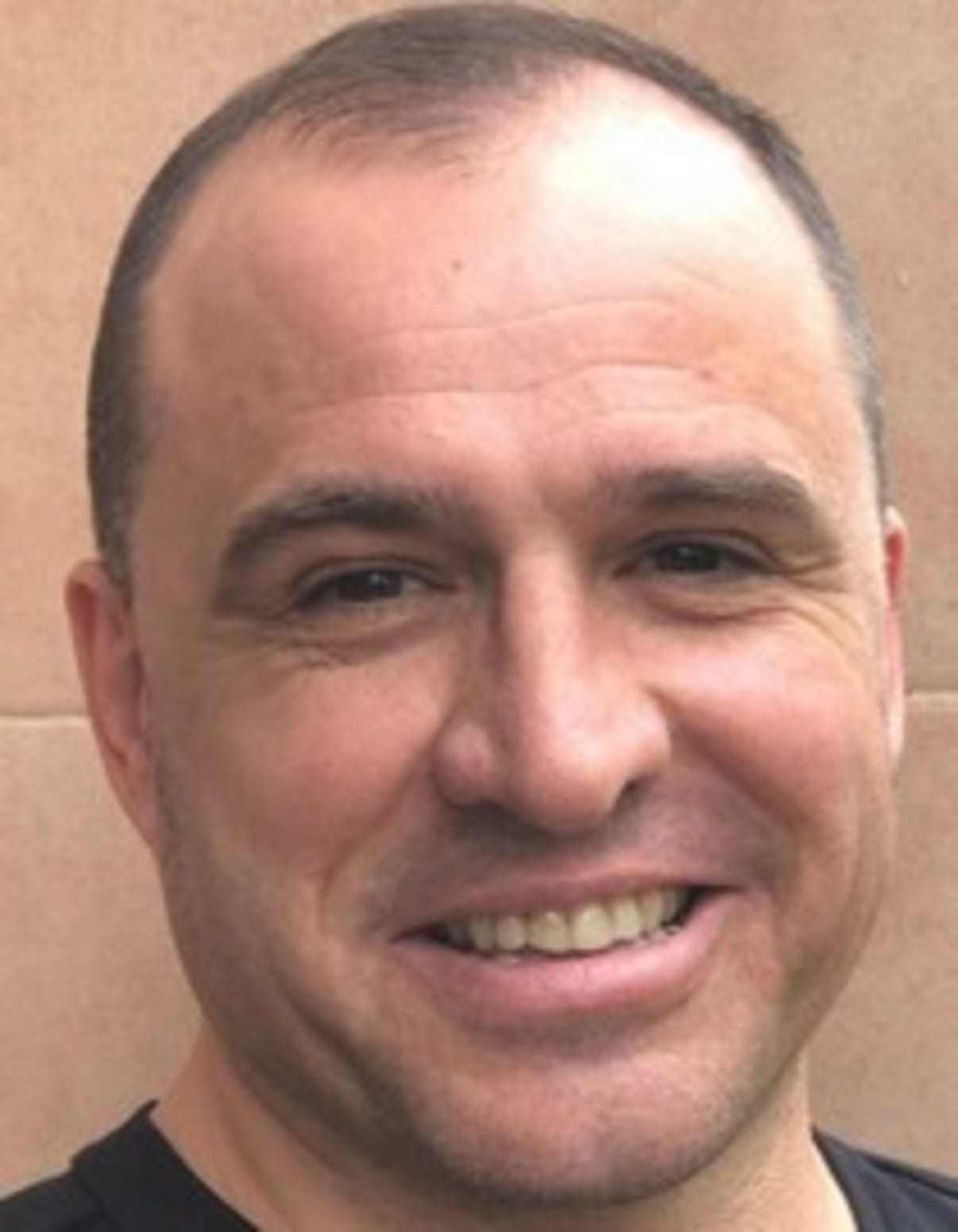 תמונת פורטרט של בעל המקצוע תמונת פורטרט של בעל המקצוע