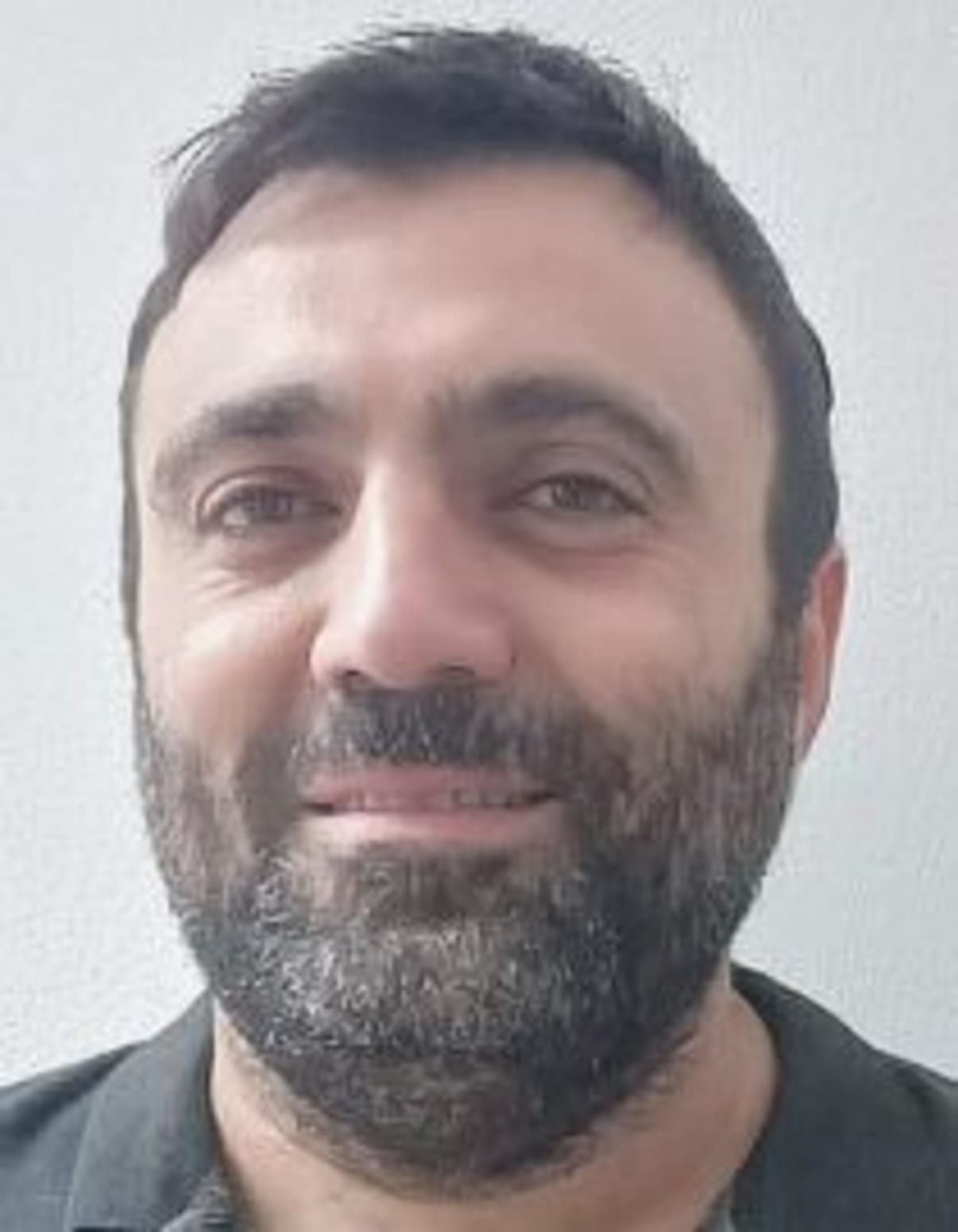 תמונת פורטרט של בעל המקצוע