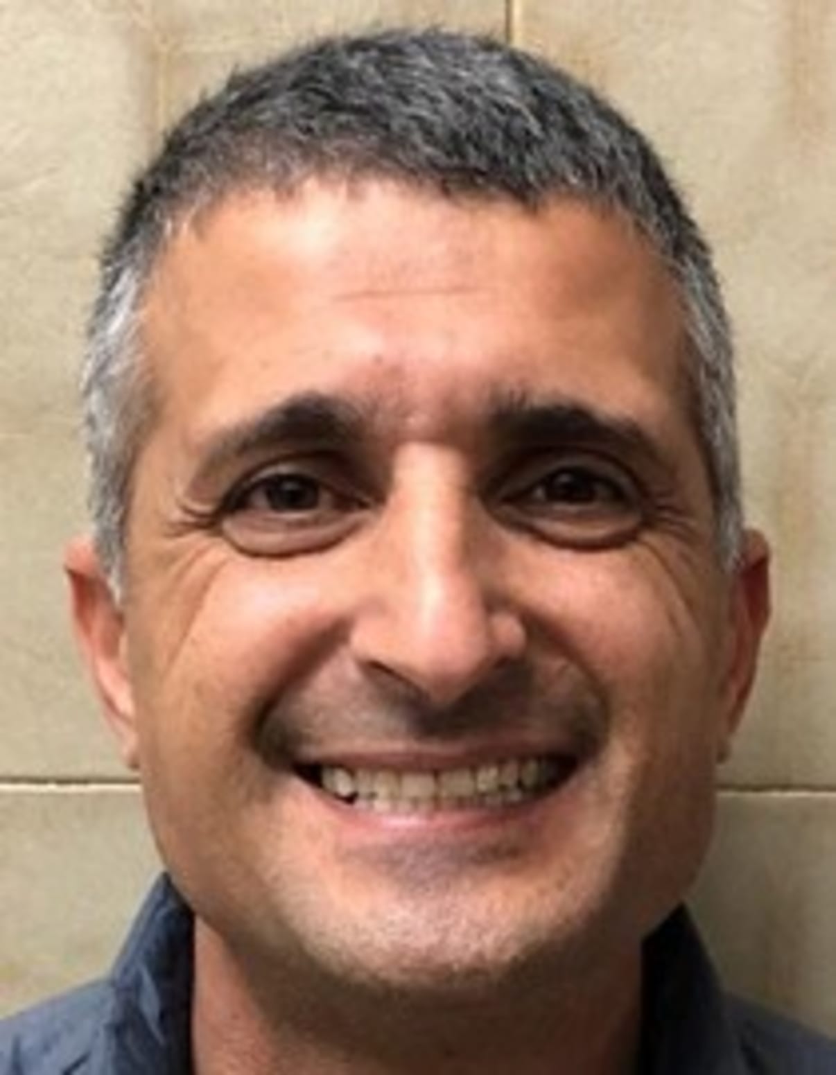 תמונת פורטרט של בעל המקצוע תמונת פורטרט של בעל המקצוע