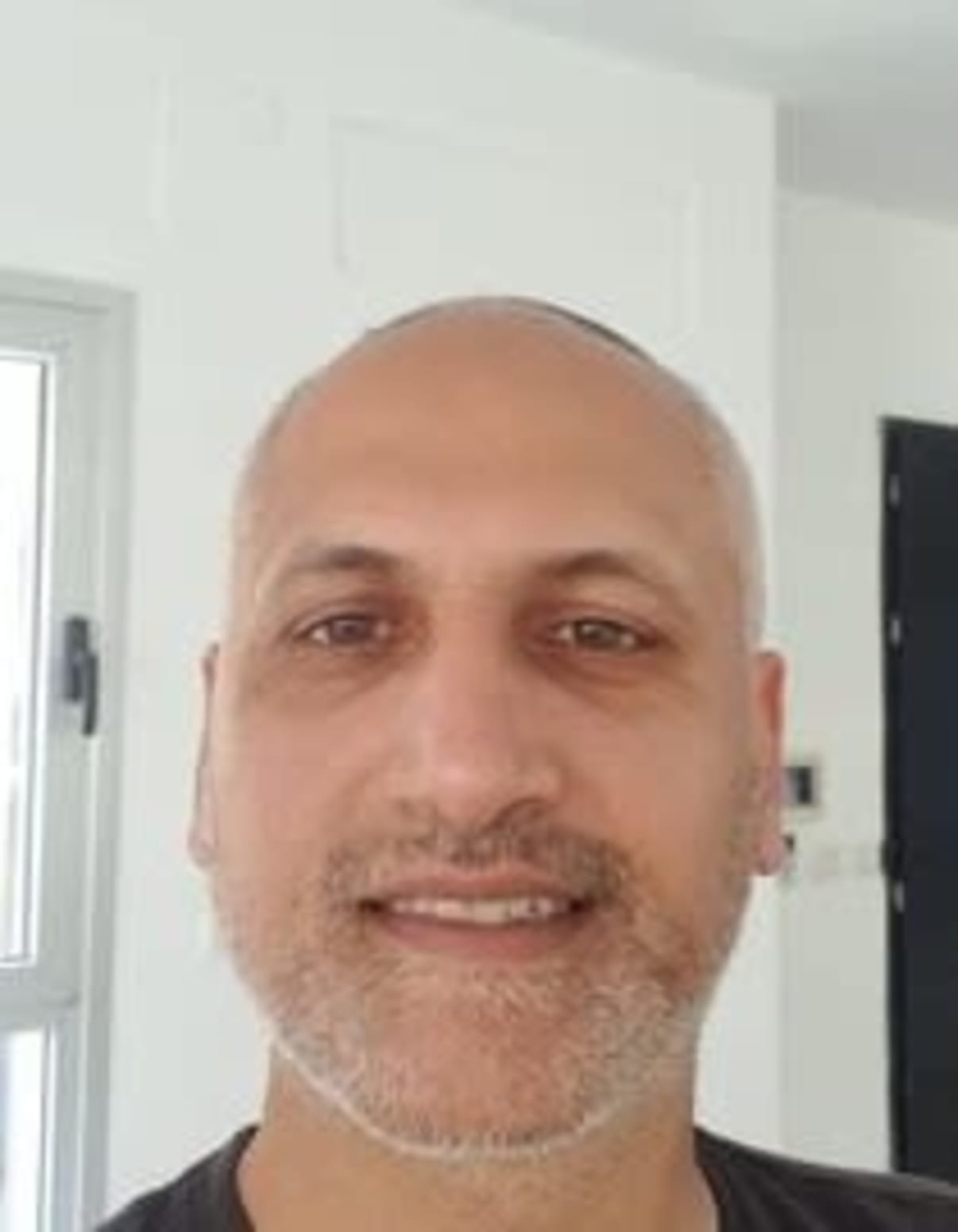 תמונת פורטרט של בעל המקצוע תמונת פורטרט של בעל המקצוע