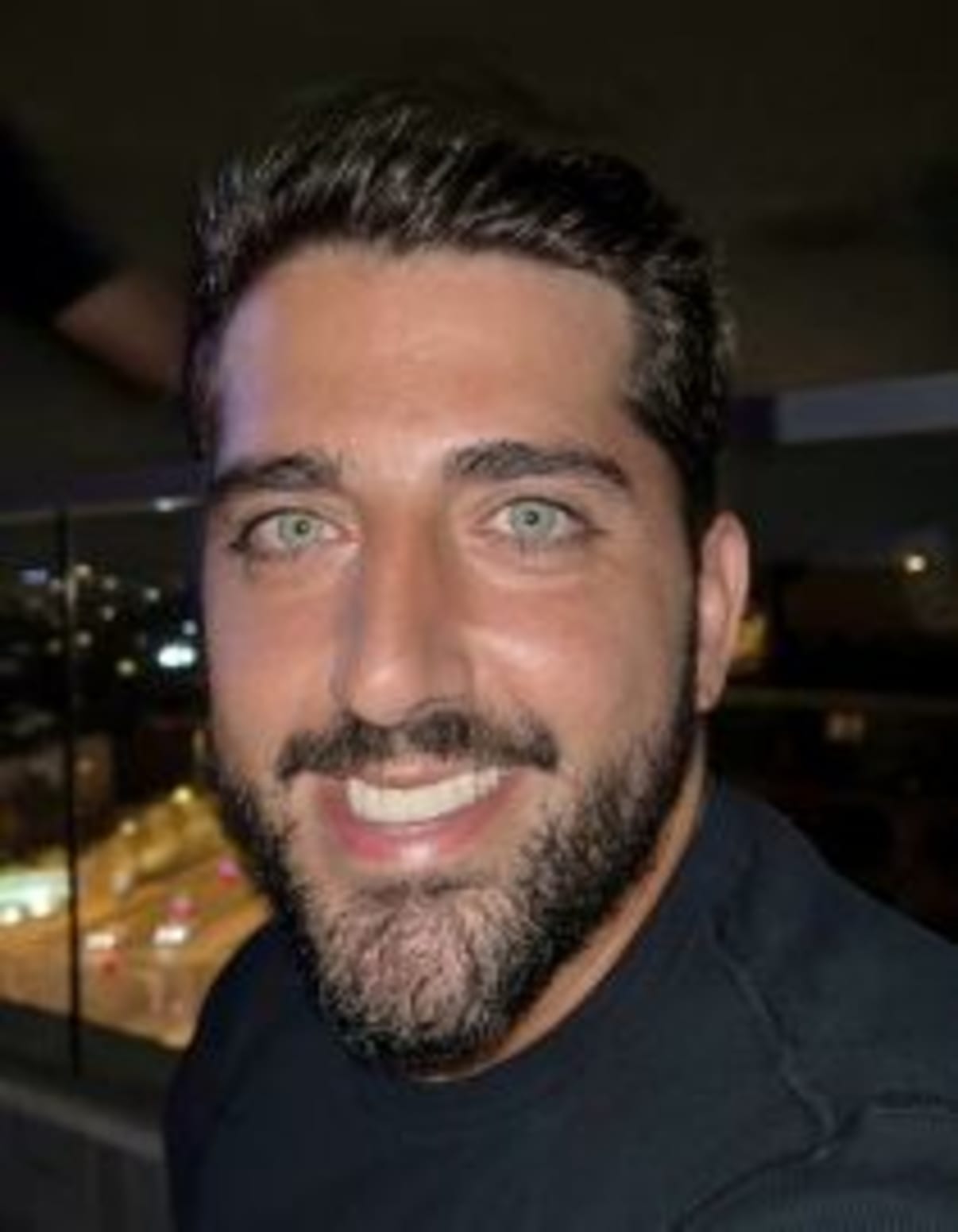 תמונת פורטרט של בעל המקצוע תמונת פורטרט של בעל המקצוע