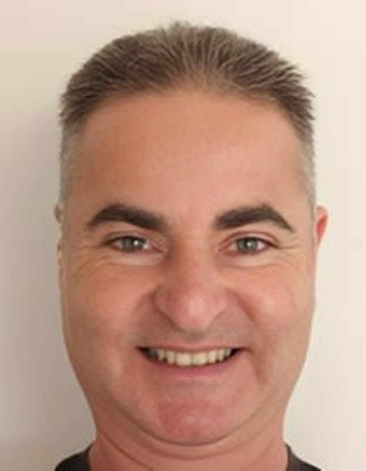 תמונת פורטרט של בעל המקצוע תמונת פורטרט של בעל המקצוע