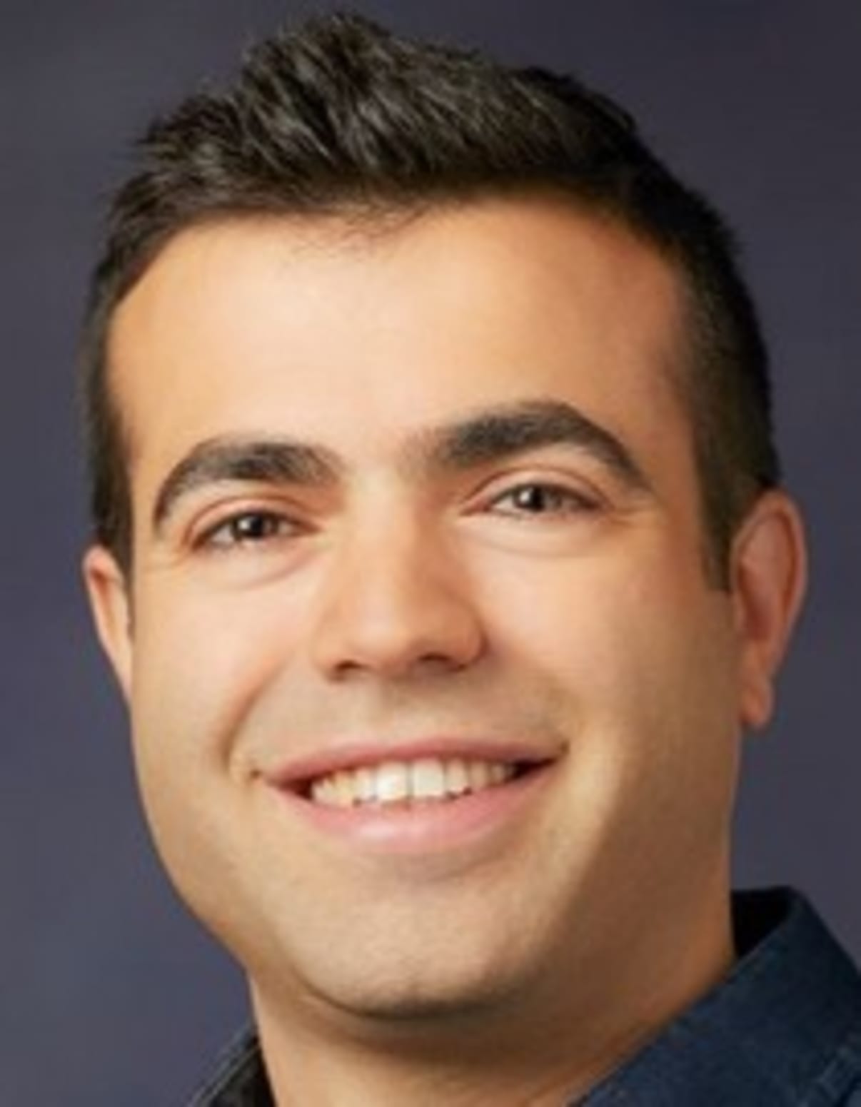 תמונת פורטרט של בעל המקצוע