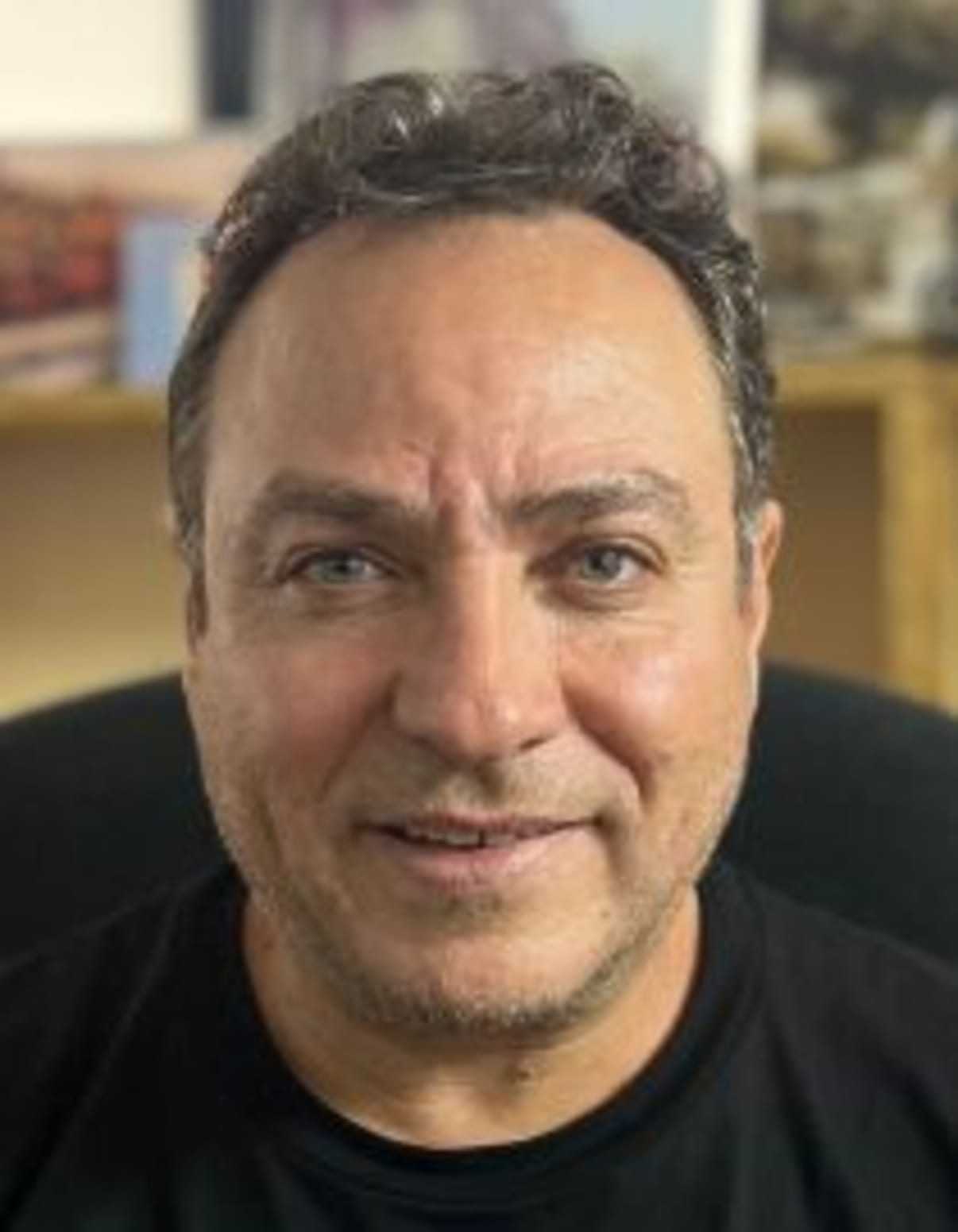 תמונת פורטרט של בעל המקצוע