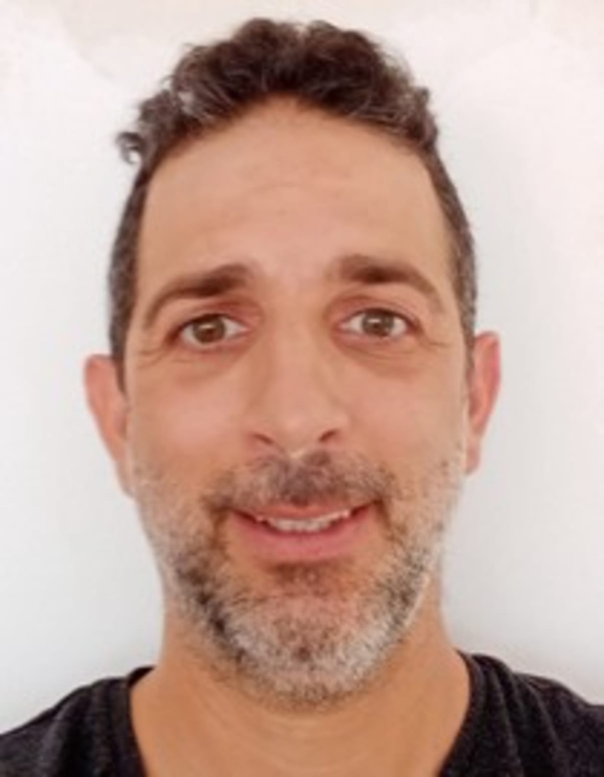 תמונת פורטרט של בעל המקצוע תמונת פורטרט של בעל המקצוע