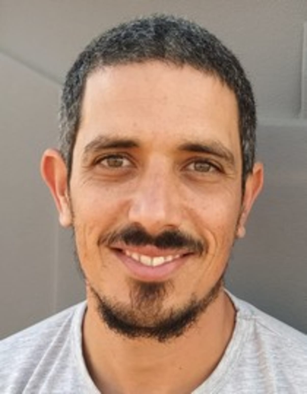 תמונת פורטרט של בעל המקצוע תמונת פורטרט של בעל המקצוע