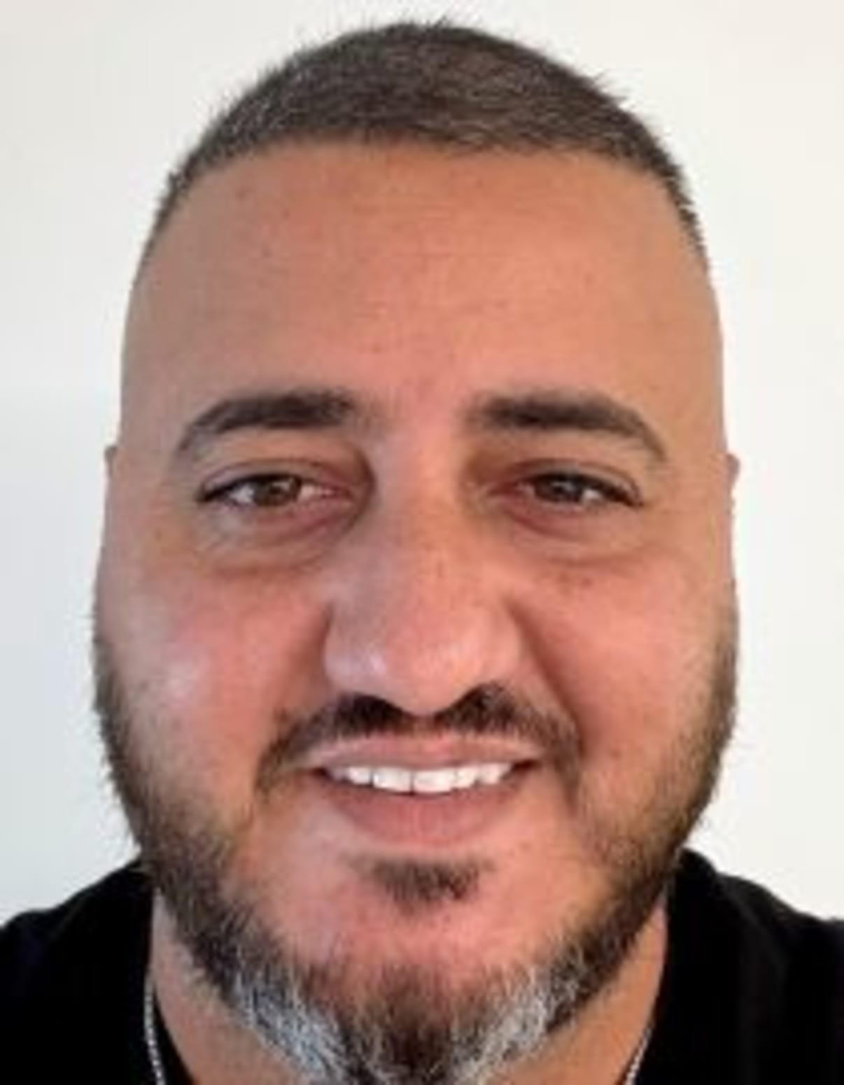 תמונת פורטרט של בעל המקצוע תמונת פורטרט של בעל המקצוע