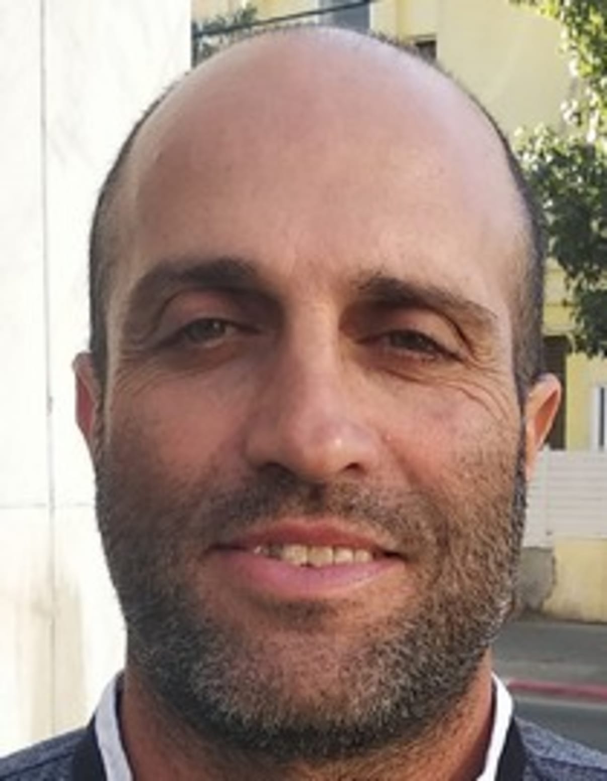 תמונת פורטרט של בעל המקצוע תמונת פורטרט של בעל המקצוע