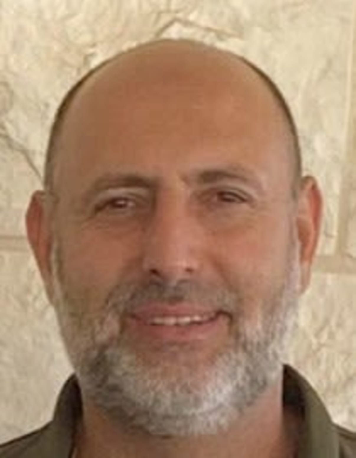 תמונת פורטרט של בעל המקצוע תמונת פורטרט של בעל המקצוע