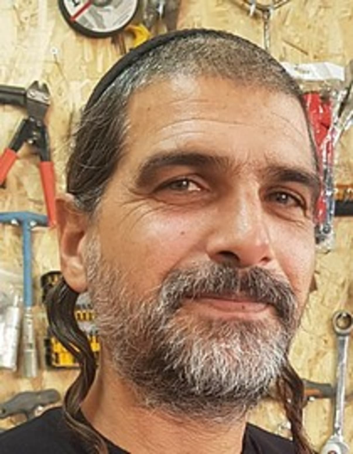תמונת פורטרט של בעל המקצוע תמונת פורטרט של בעל המקצוע