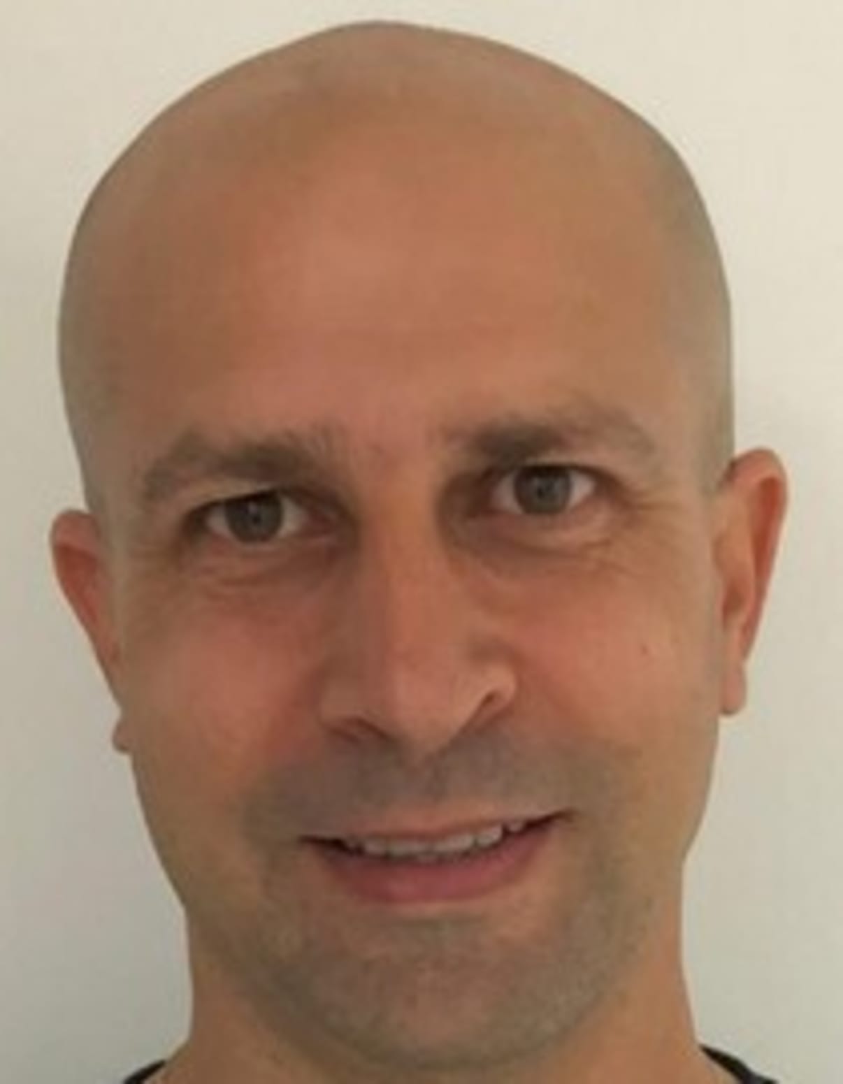 תמונת פורטרט של בעל המקצוע תמונת פורטרט של בעל המקצוע