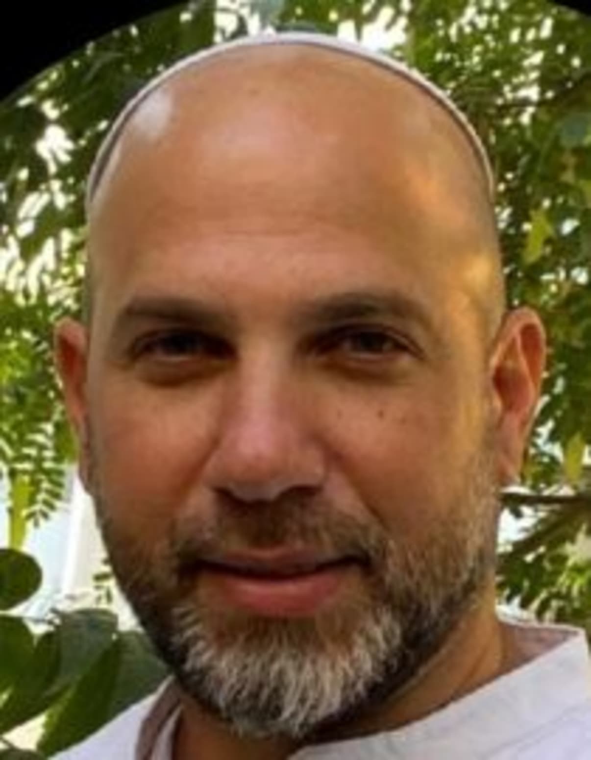 תמונת פורטרט של בעל המקצוע