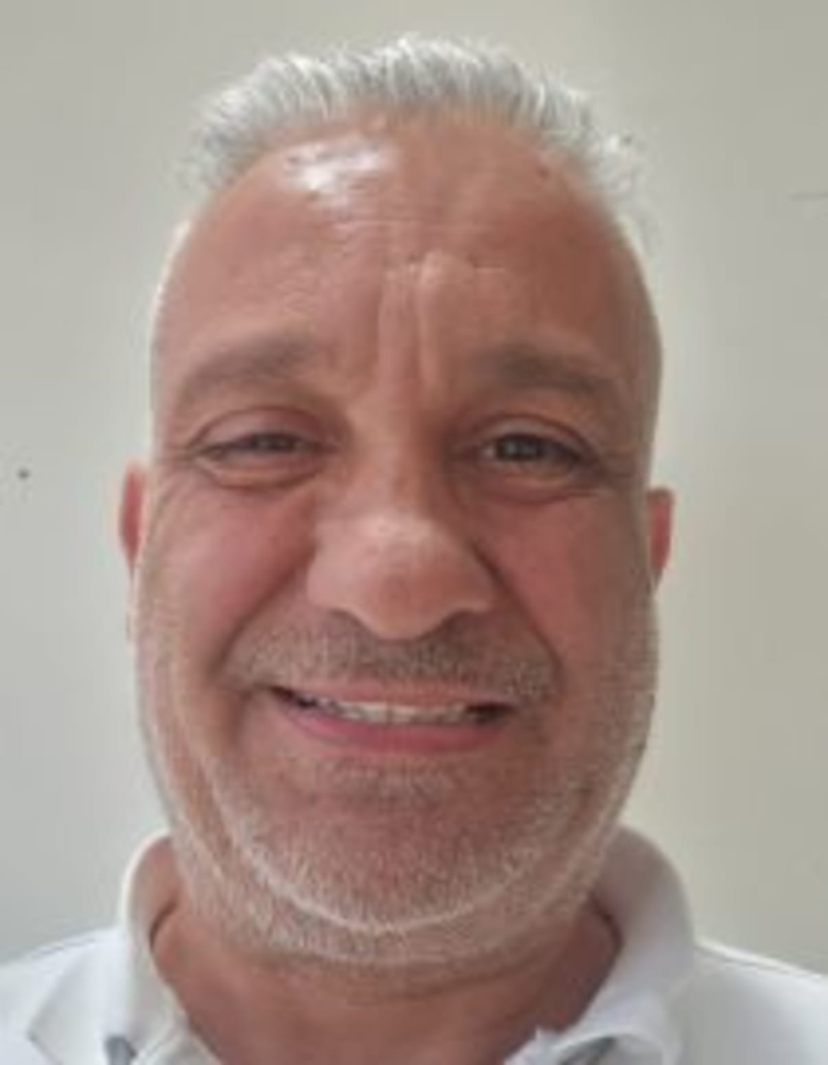 תמונת פורטרט של בעל המקצוע תמונת פורטרט של בעל המקצוע