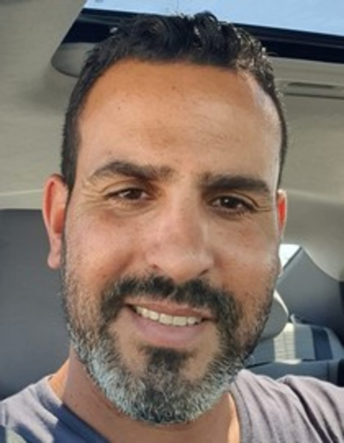 תמונת פורטרט של בעל המקצוע תמונת פורטרט של בעל המקצוע
