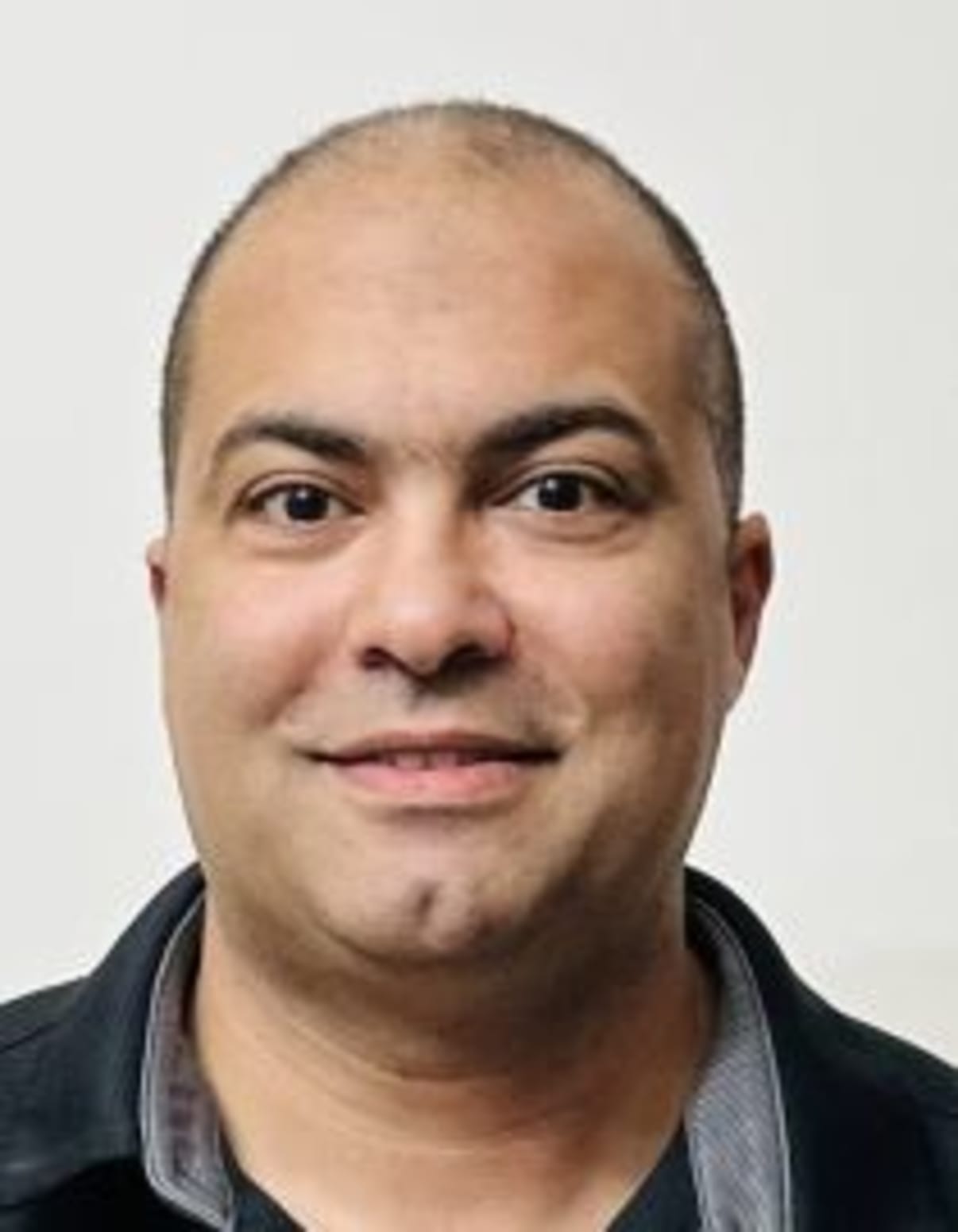 תמונת פורטרט של בעל המקצוע