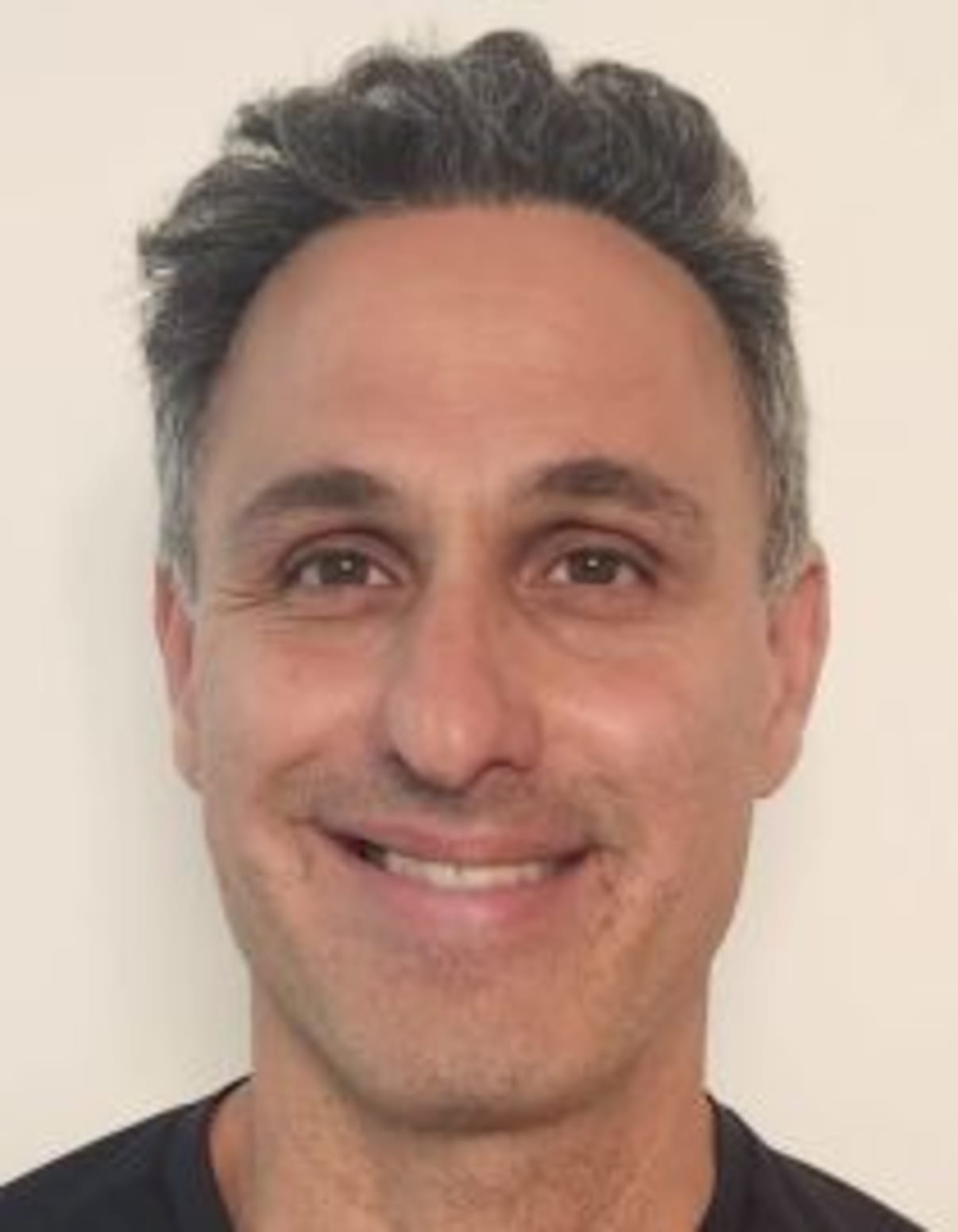 תמונת פורטרט של בעל המקצוע תמונת פורטרט של בעל המקצוע
