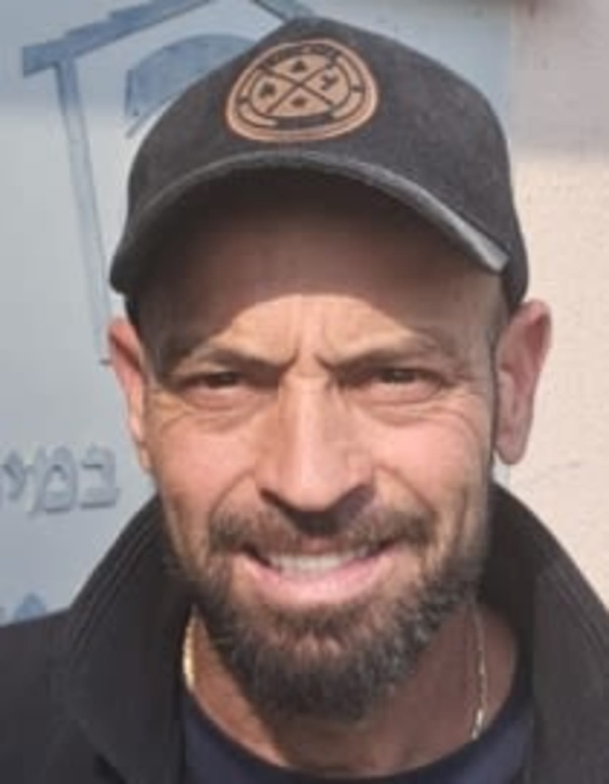 תמונת פורטרט של בעל המקצוע