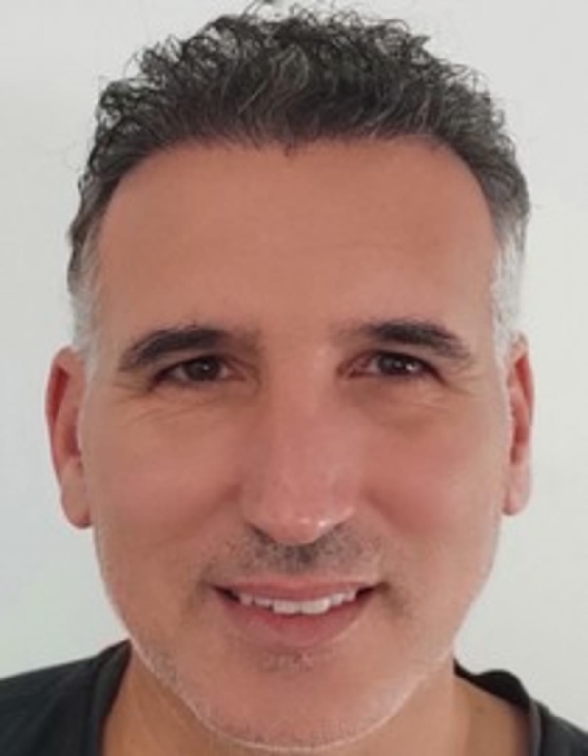 תמונת פורטרט של בעל המקצוע תמונת פורטרט של בעל המקצוע