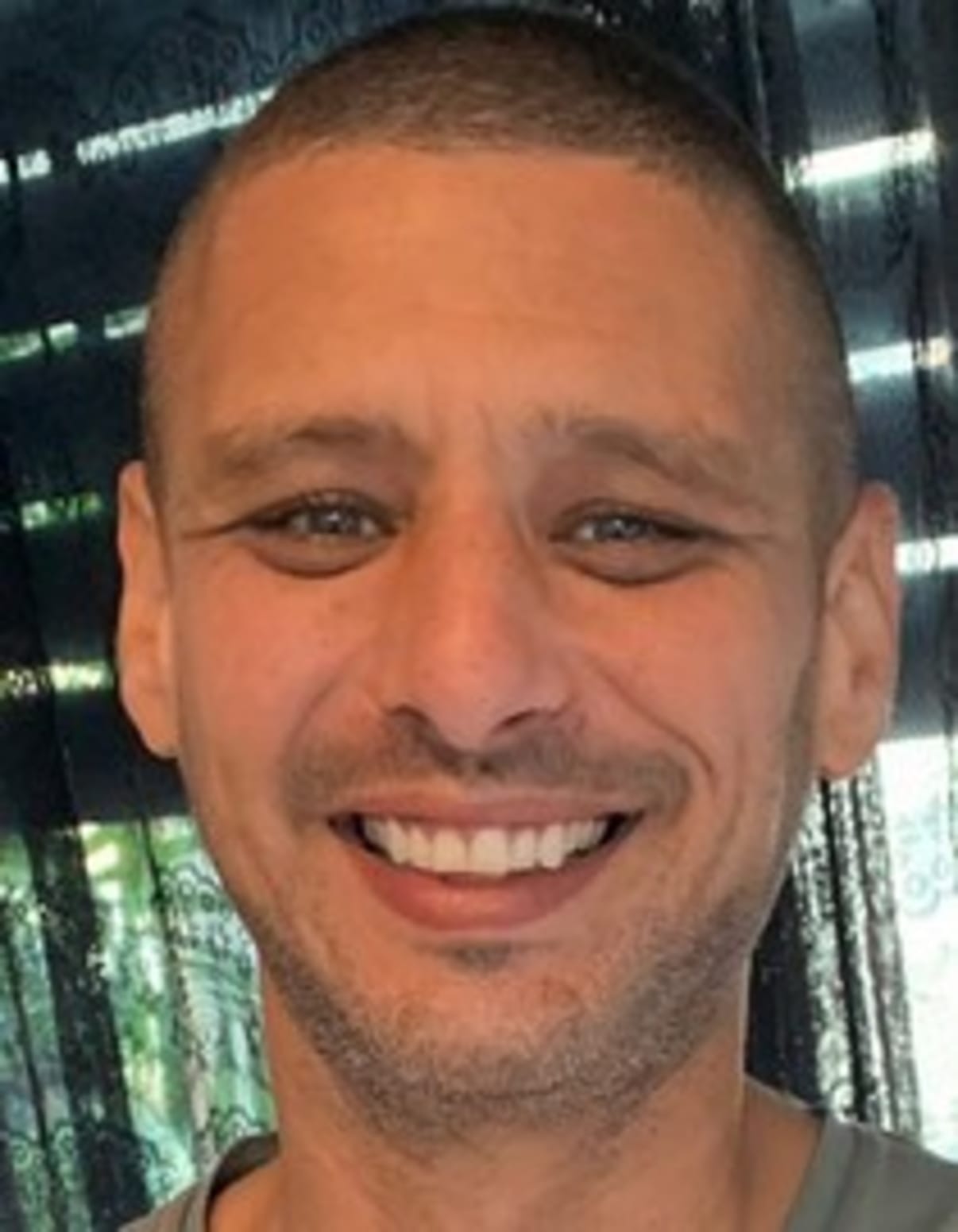 תמונת פורטרט של בעל המקצוע