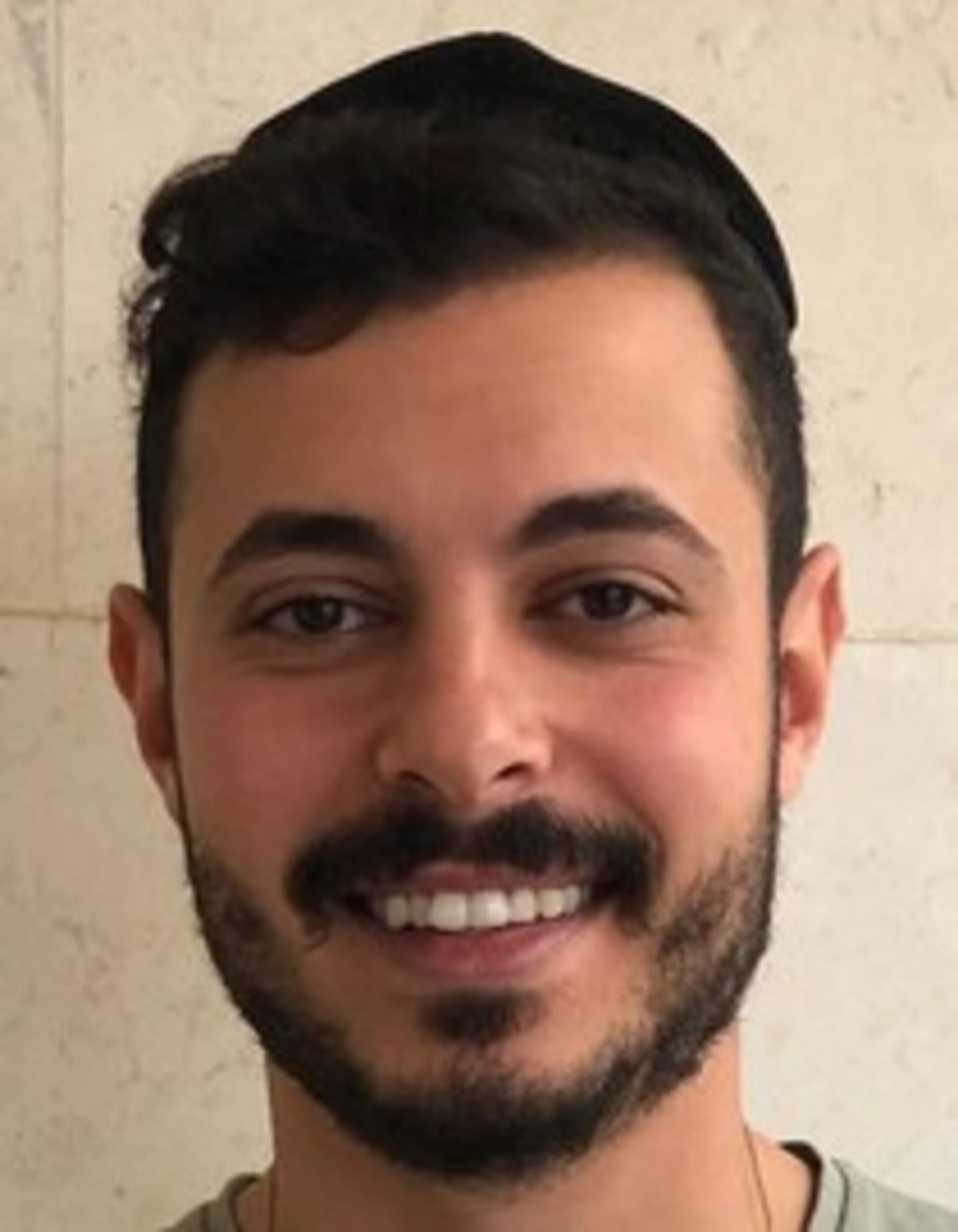 תמונת פורטרט של בעל המקצוע תמונת פורטרט של בעל המקצוע