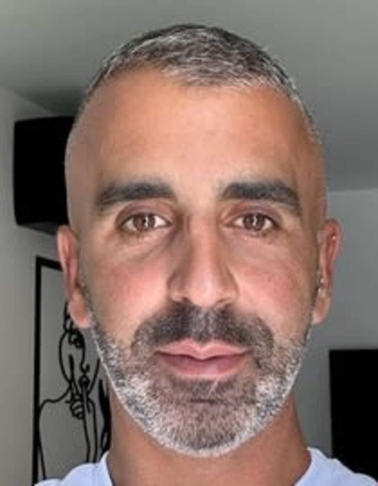 תמונת פורטרט של בעל המקצוע תמונת פורטרט של בעל המקצוע