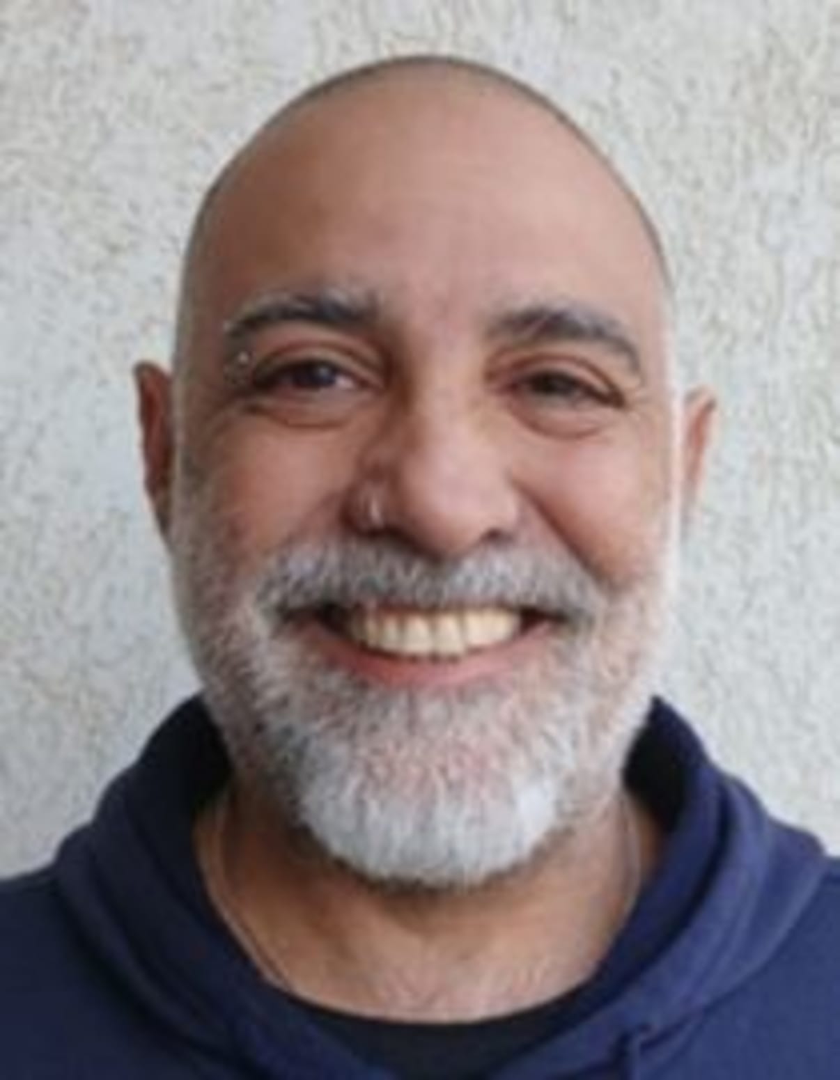 תמונת פורטרט של בעל המקצוע