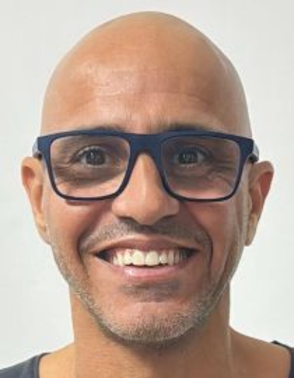 תמונת פורטרט של בעל המקצוע