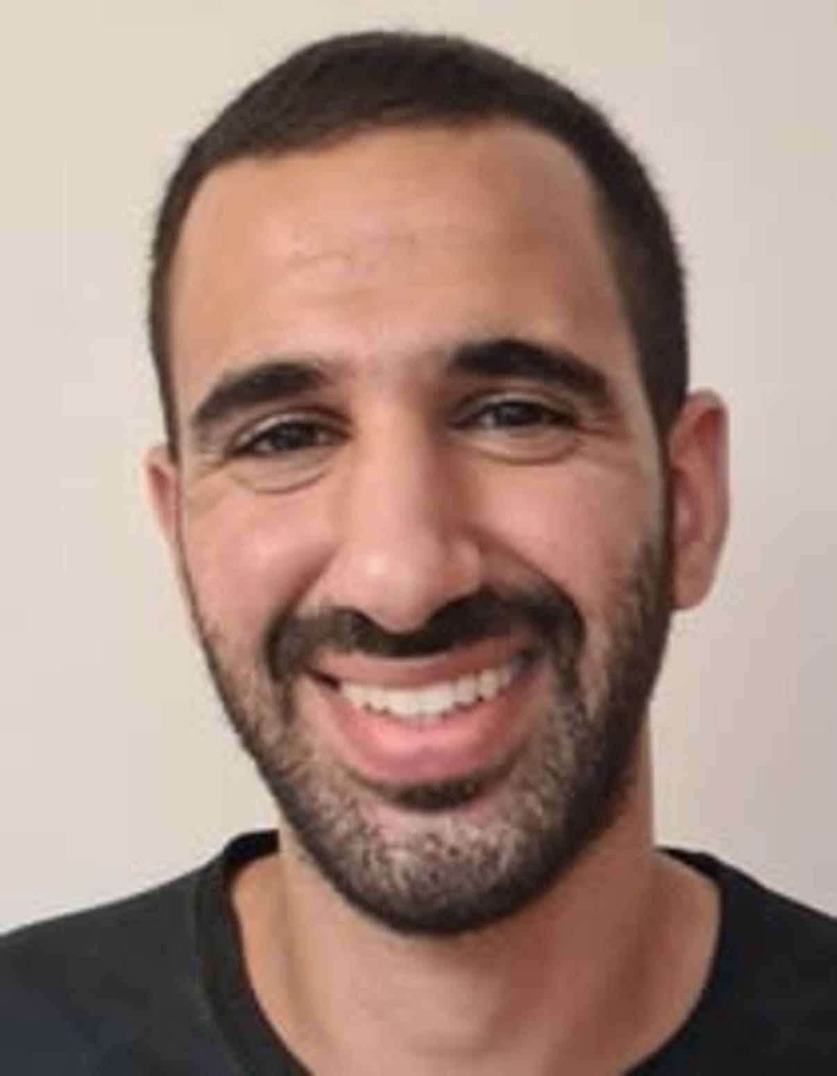תמונת פורטרט של בעל המקצוע תמונת פורטרט של בעל המקצוע