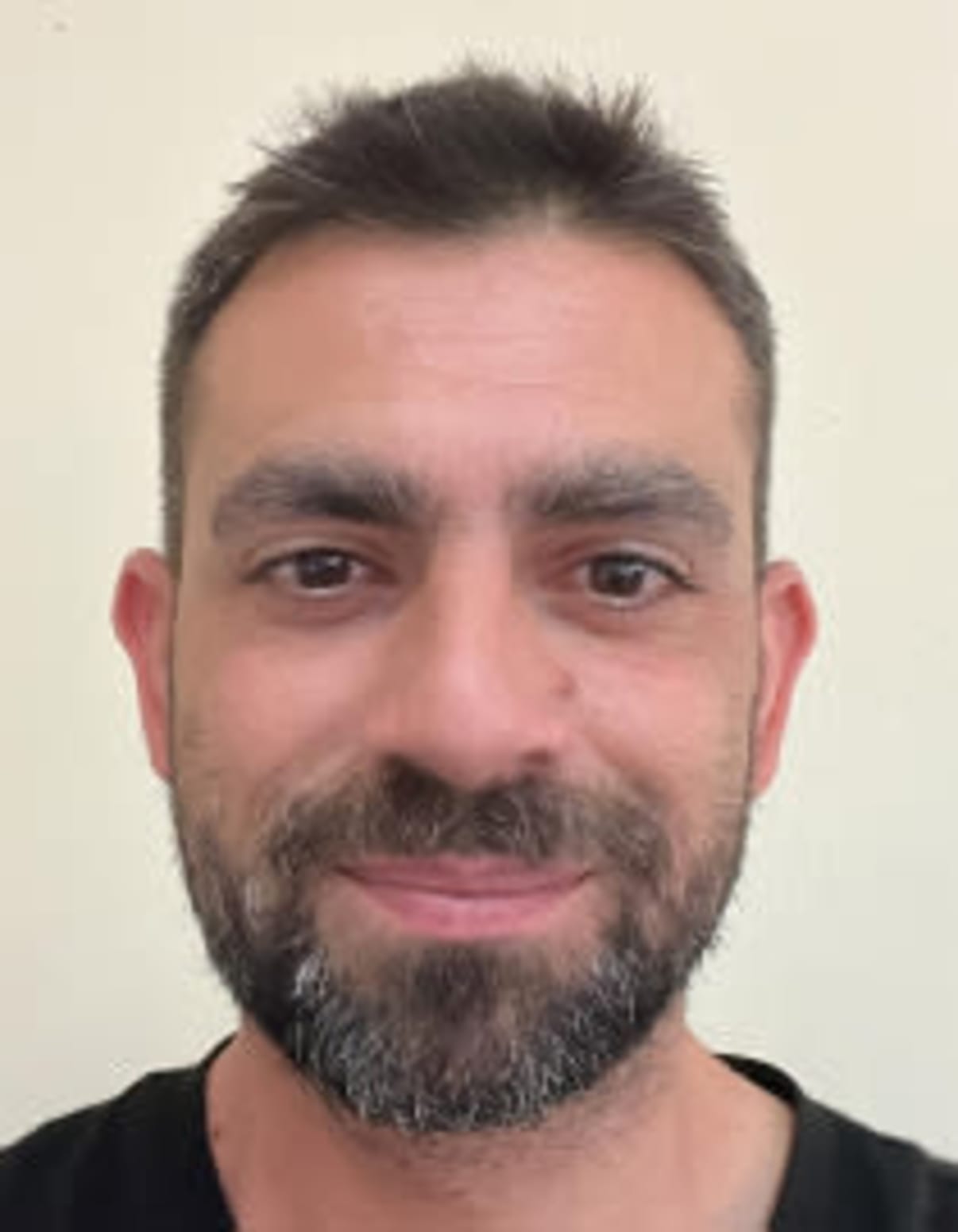 תמונת פורטרט של בעל המקצוע תמונת פורטרט של בעל המקצוע