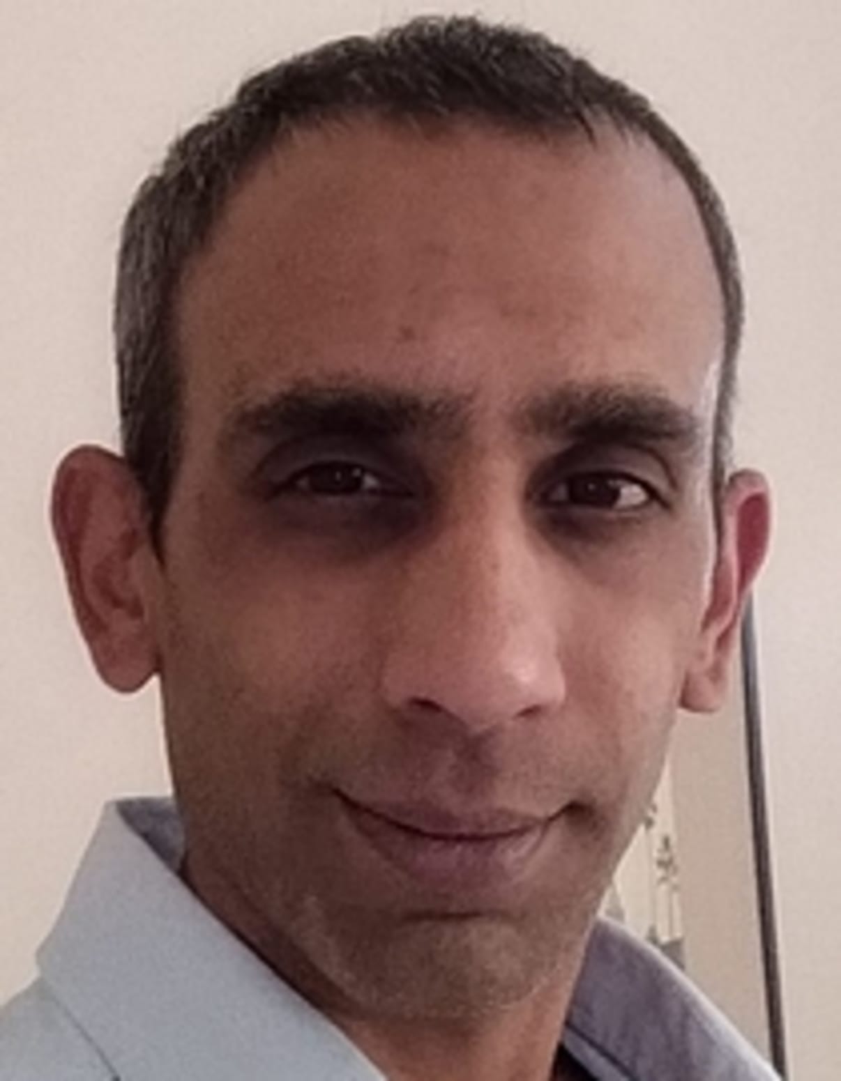 תמונת פורטרט של בעל המקצוע תמונת פורטרט של בעל המקצוע