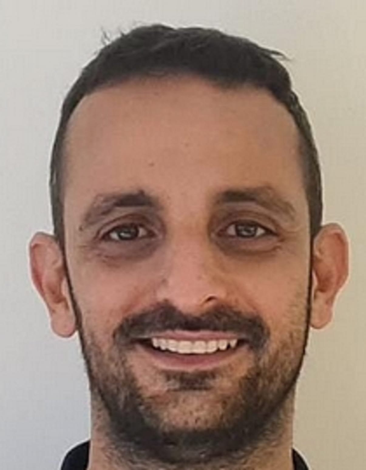 תמונת פורטרט של בעל המקצוע תמונת פורטרט של בעל המקצוע