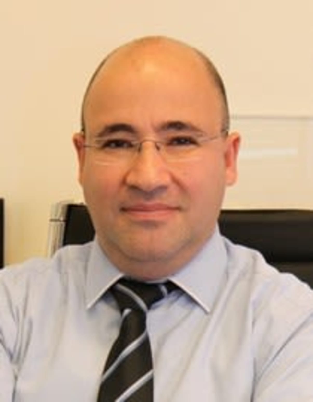 תמונת פורטרט של בעל המקצוע תמונת פורטרט של בעל המקצוע