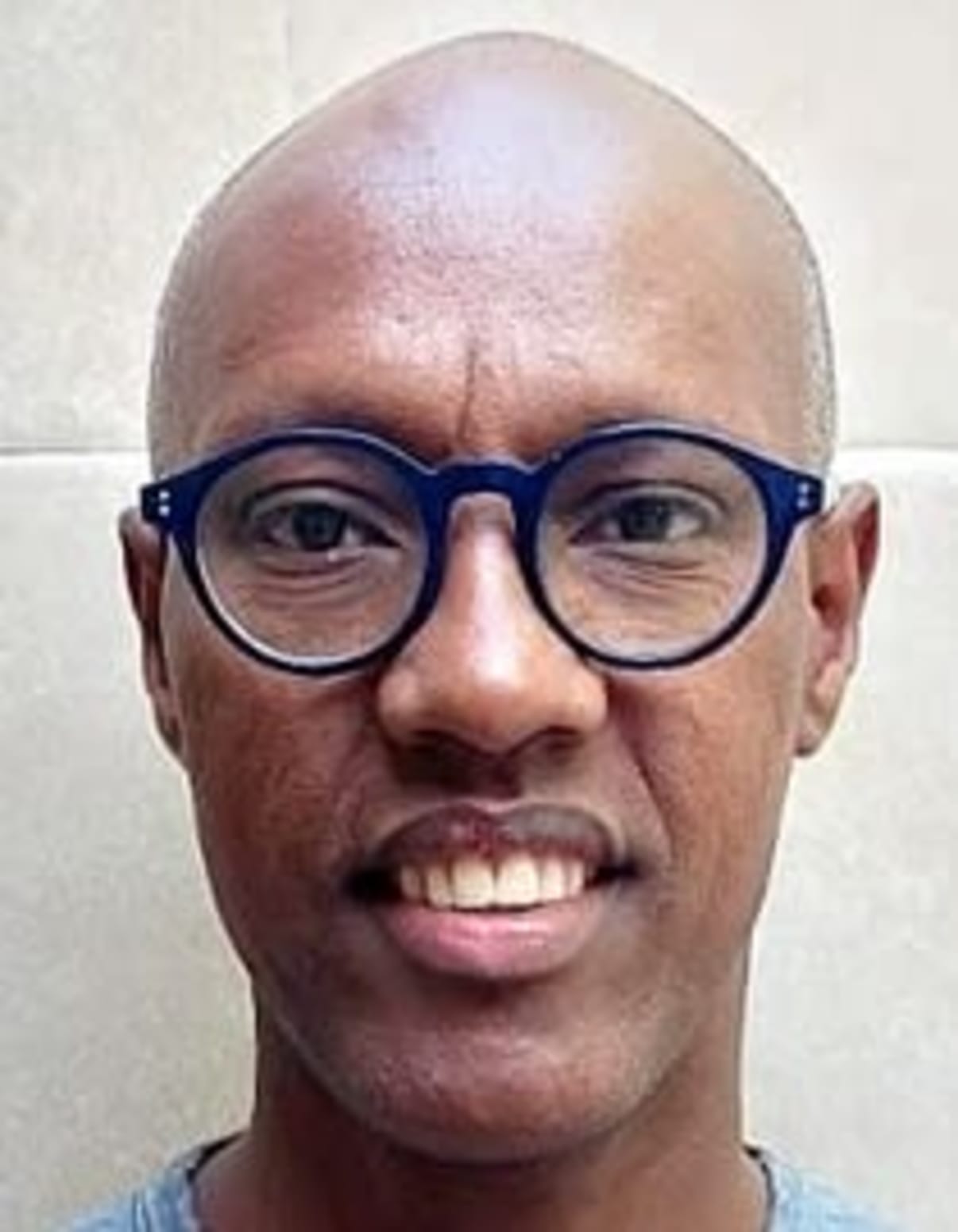 תמונת פורטרט של בעל המקצוע תמונת פורטרט של בעל המקצוע