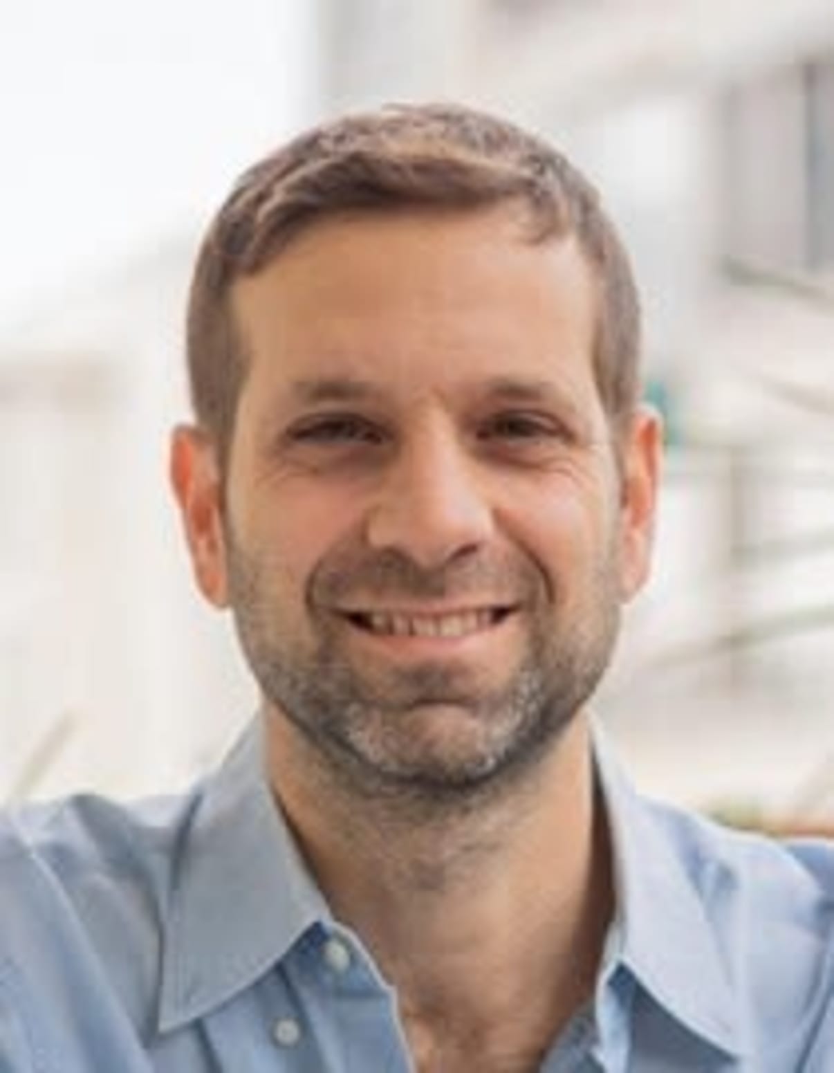 תמונת פורטרט של בעל המקצוע תמונת פורטרט של בעל המקצוע