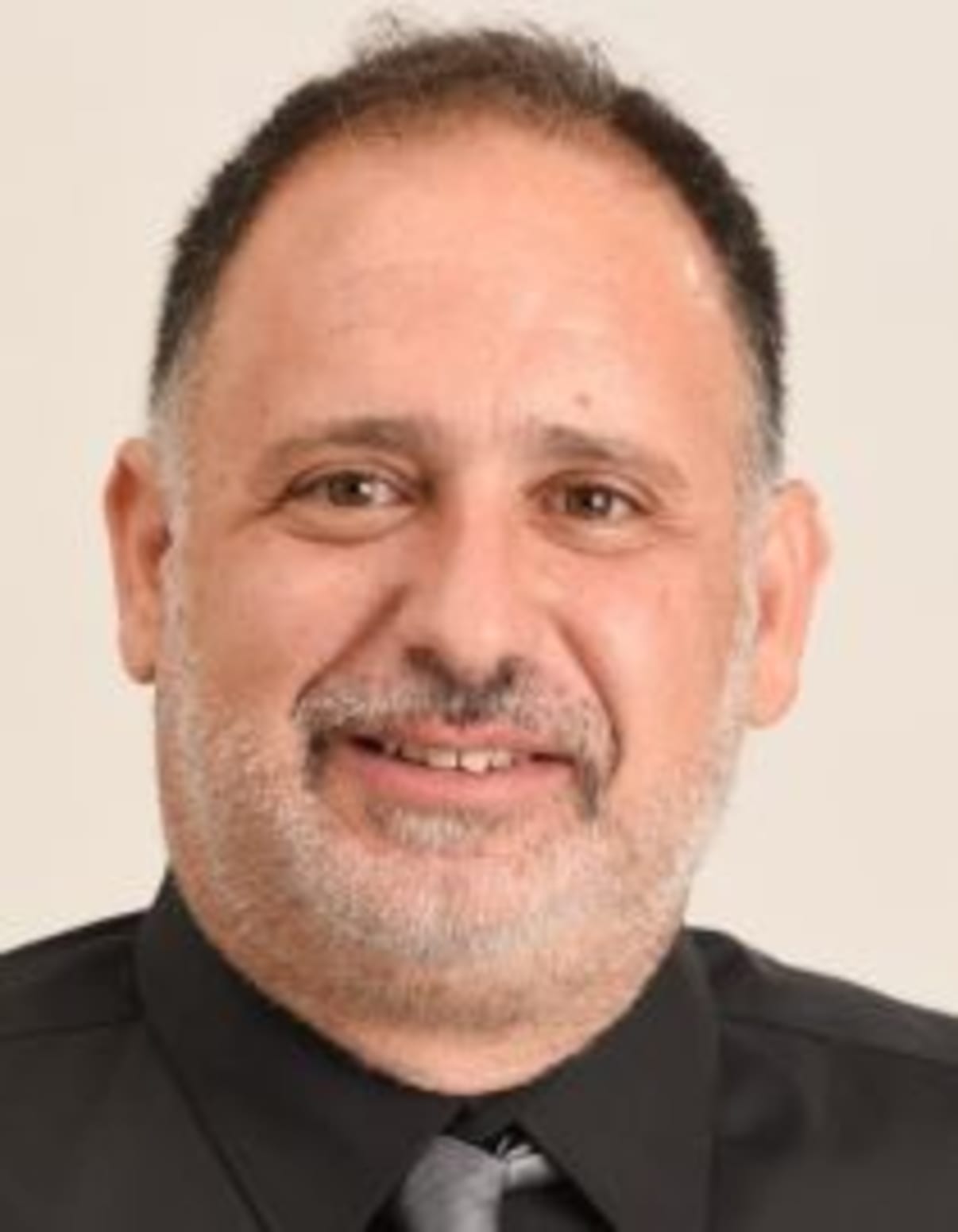 תמונת פורטרט של בעל המקצוע תמונת פורטרט של בעל המקצוע