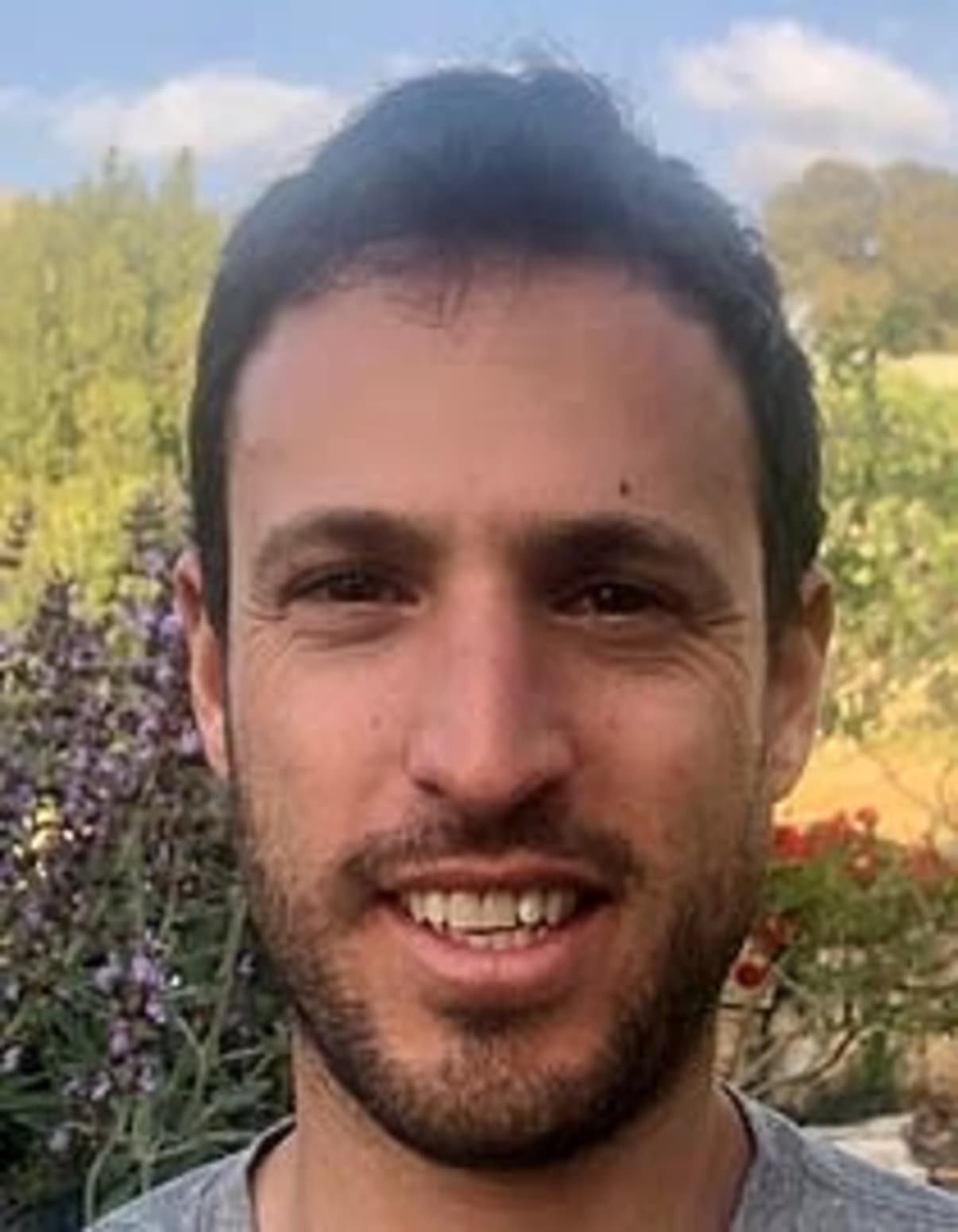 תמונת פורטרט של בעל המקצוע תמונת פורטרט של בעל המקצוע