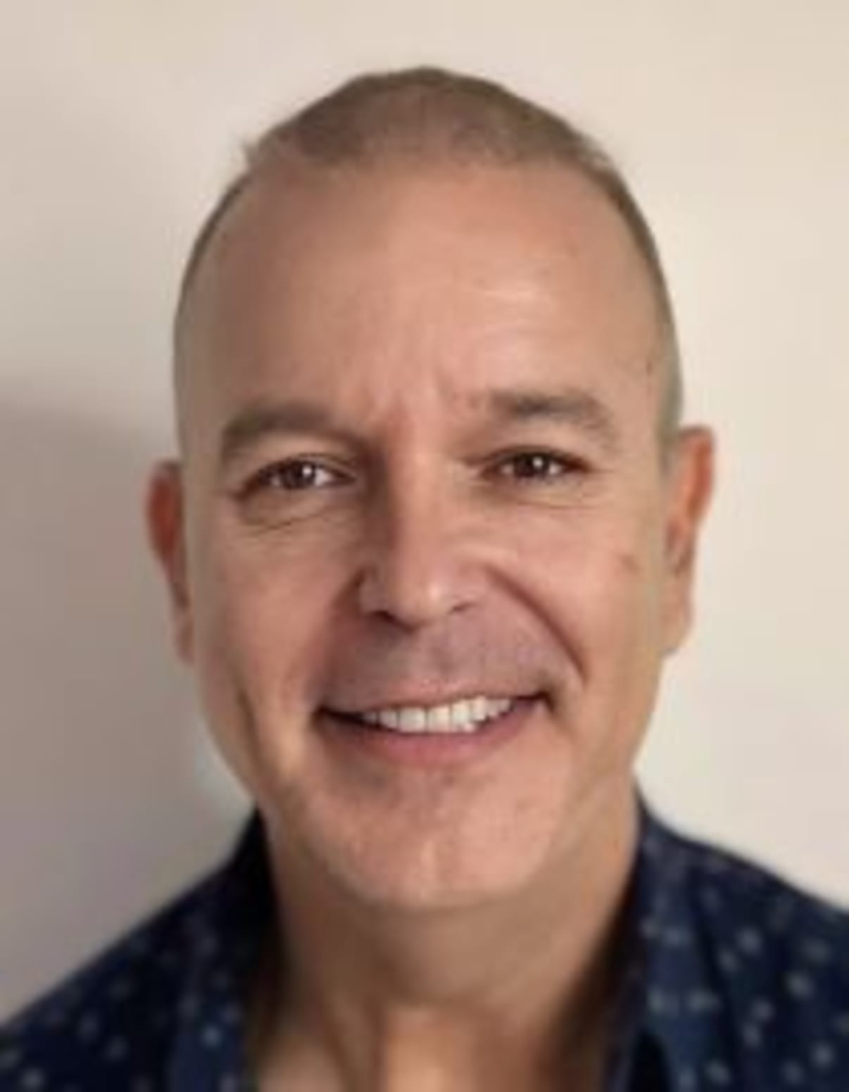 תמונת פורטרט של בעל המקצוע תמונת פורטרט של בעל המקצוע