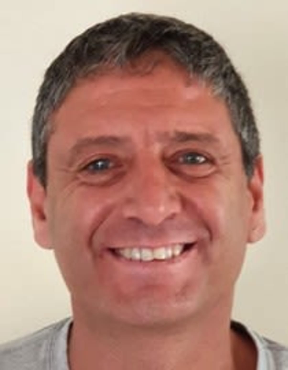 תמונת פורטרט של בעל המקצוע תמונת פורטרט של בעל המקצוע