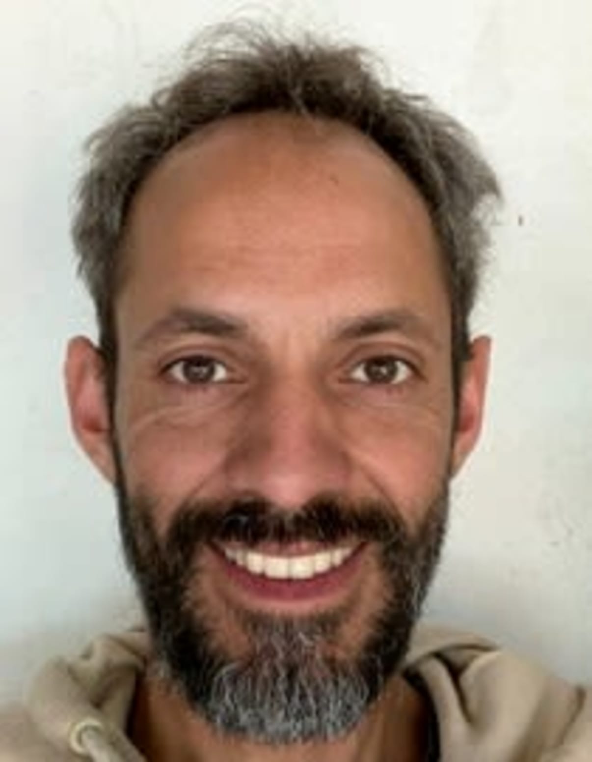 תמונת פורטרט של בעל המקצוע תמונת פורטרט של בעל המקצוע