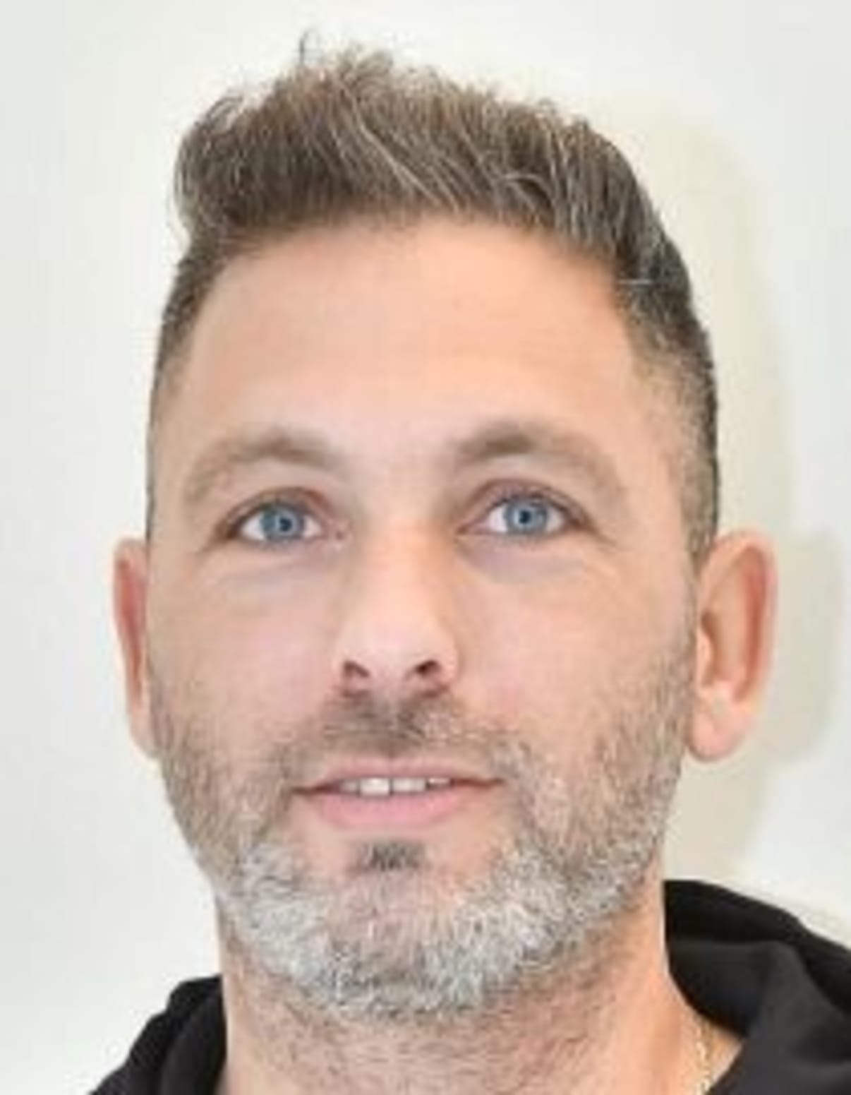 תמונת פורטרט של בעל המקצוע תמונת פורטרט של בעל המקצוע