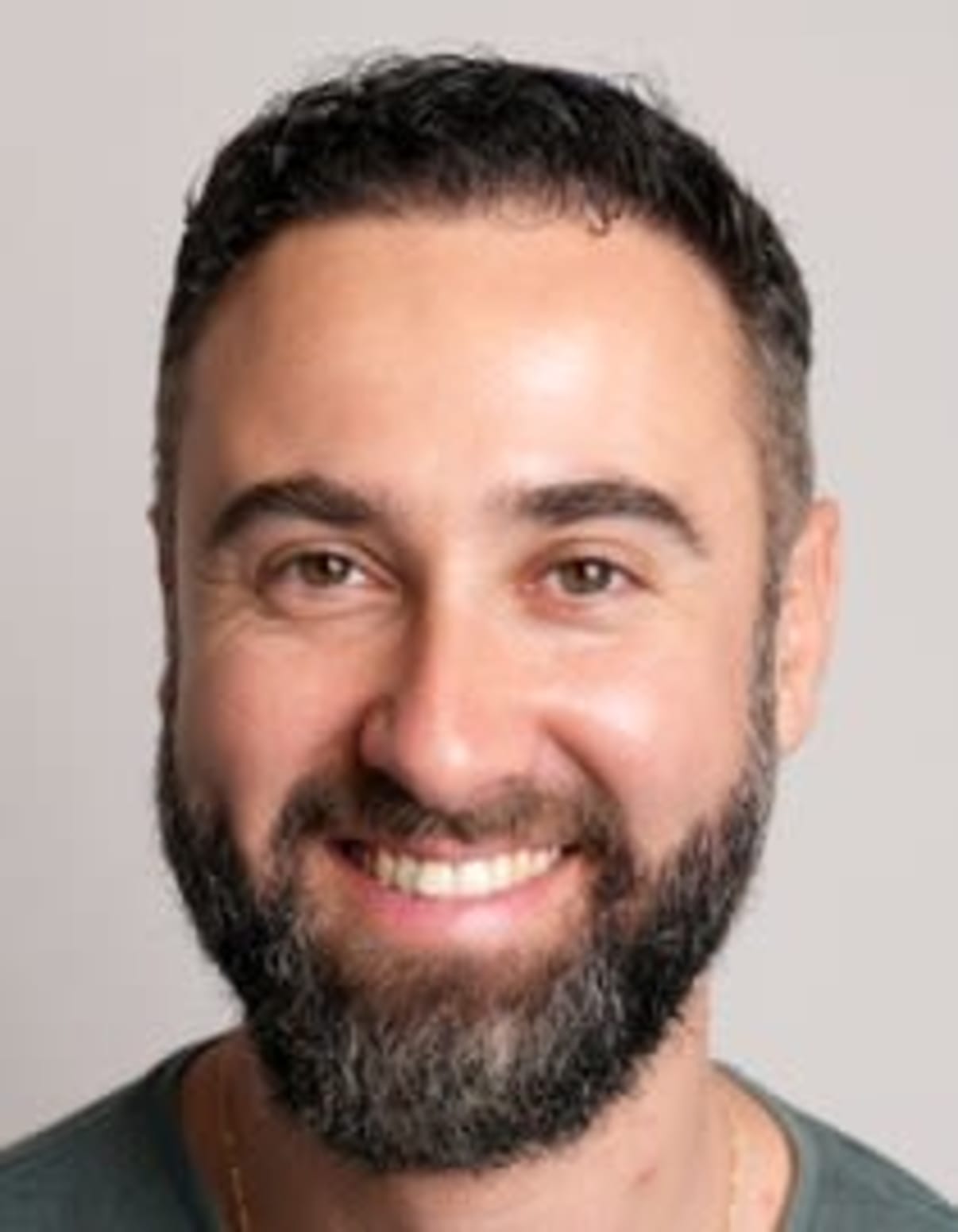 תמונת פורטרט של בעל המקצוע תמונת פורטרט של בעל המקצוע