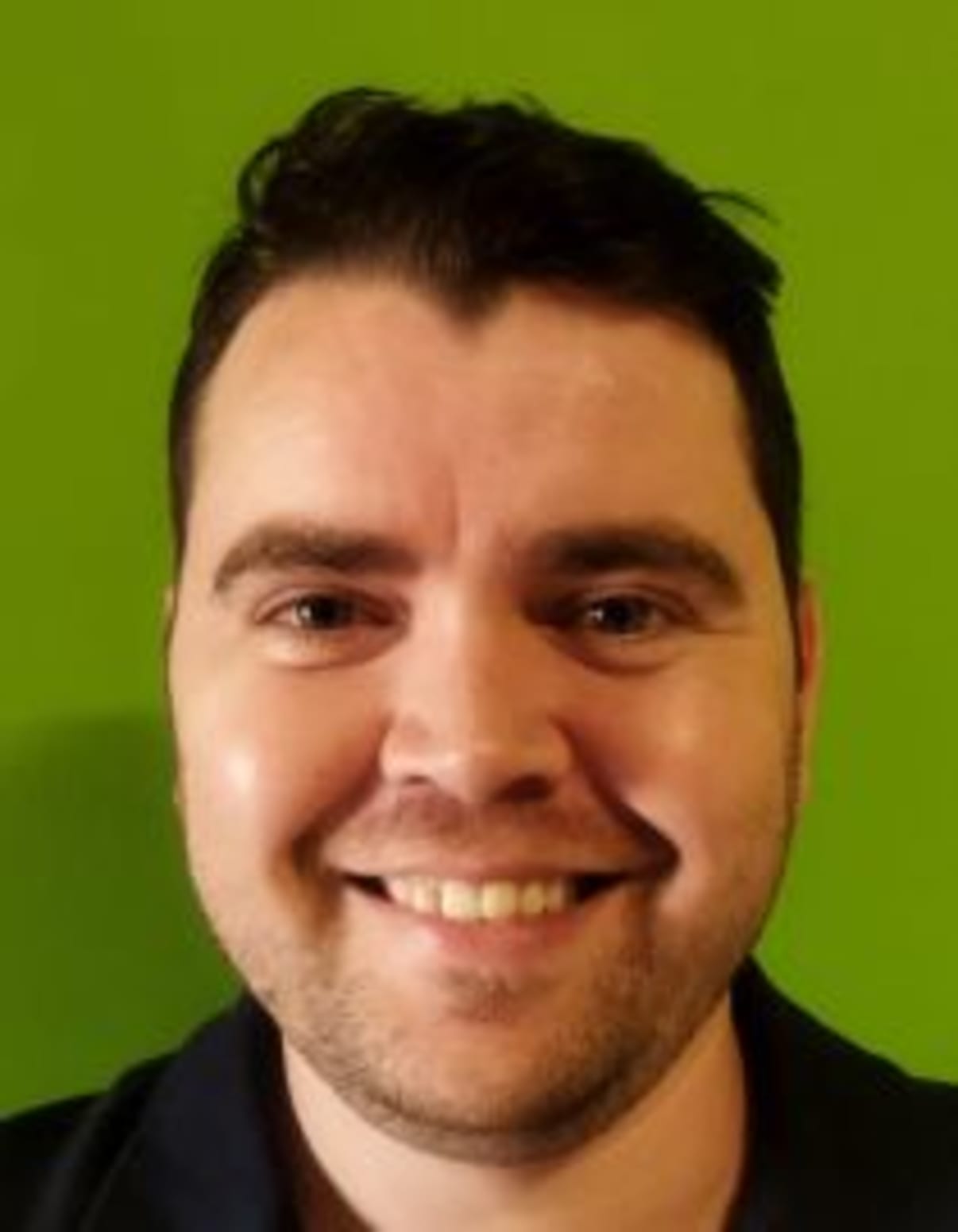 תמונת פורטרט של בעל המקצוע