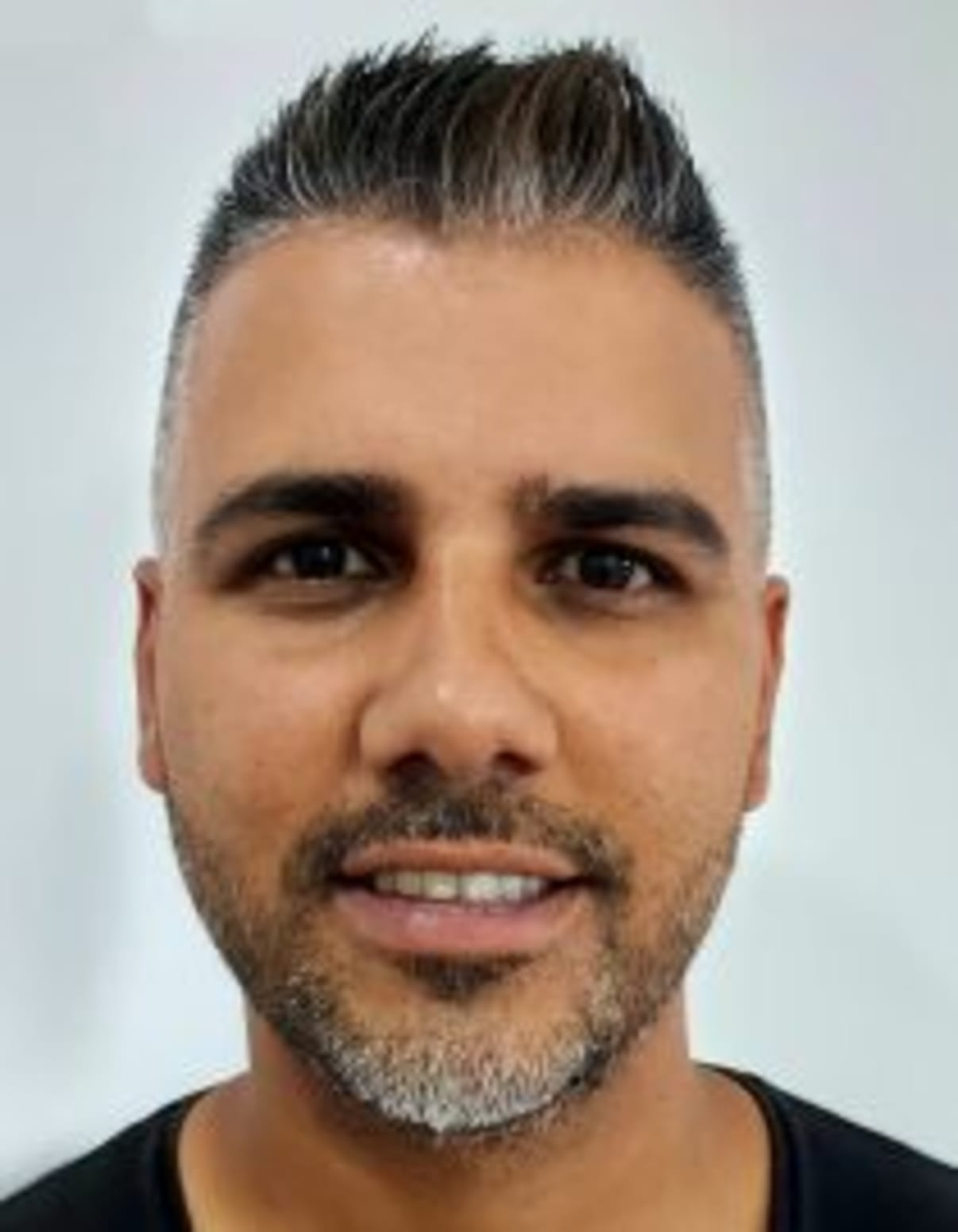 תמונת פורטרט של בעל המקצוע תמונת פורטרט של בעל המקצוע
