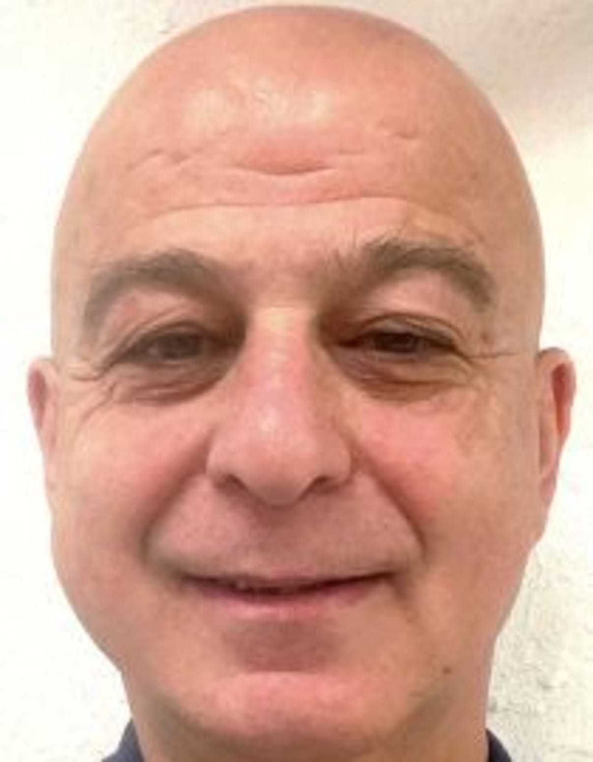 תמונת פורטרט של בעל המקצוע