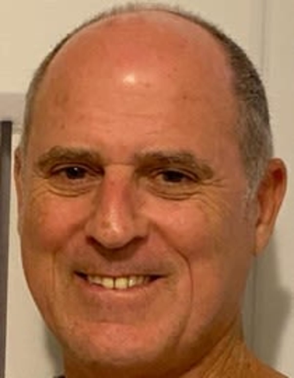 תמונת פורטרט של בעל המקצוע