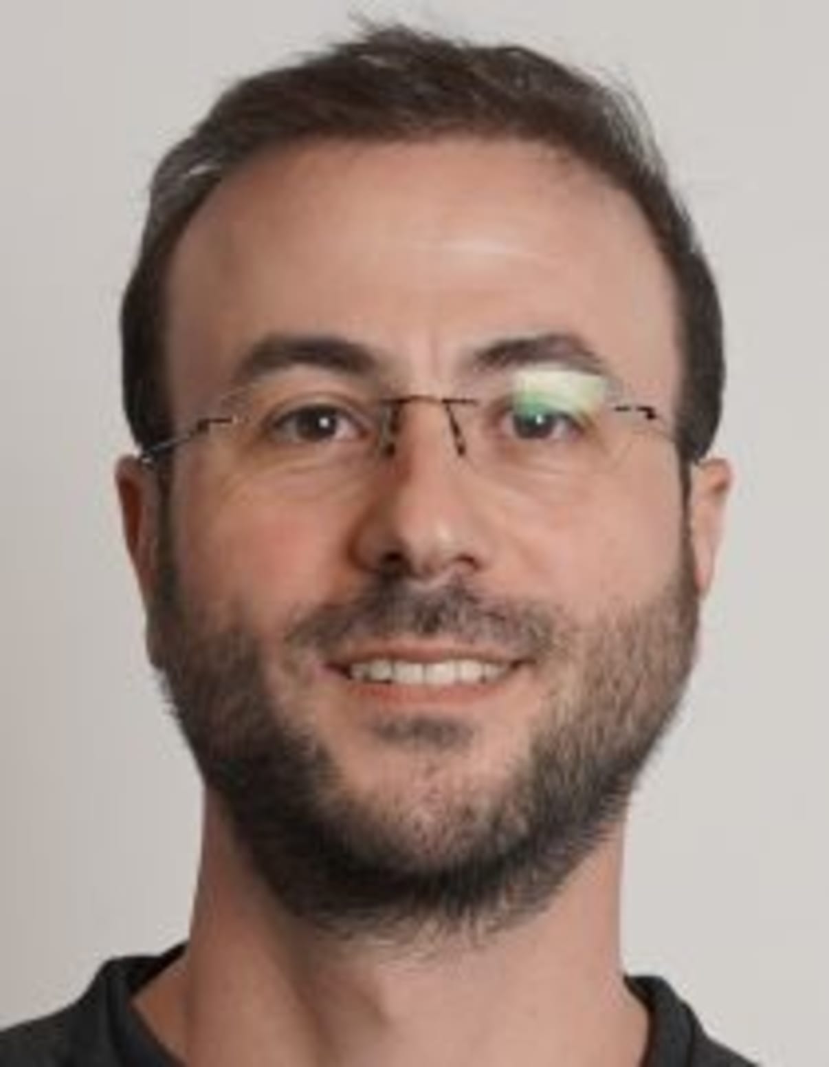תמונת פורטרט של בעל המקצוע תמונת פורטרט של בעל המקצוע