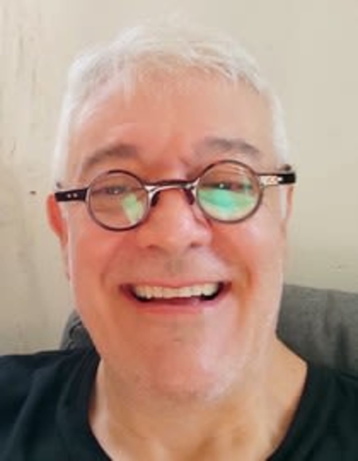 תמונת פורטרט של בעל המקצוע