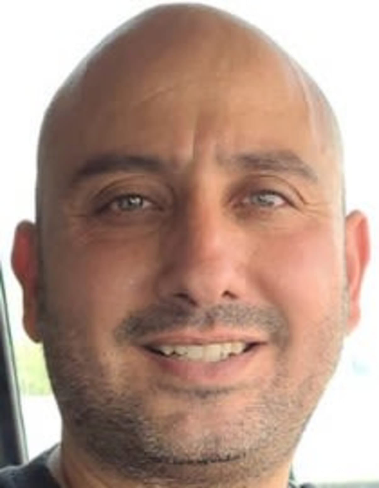 תמונת פורטרט של בעל המקצוע תמונת פורטרט של בעל המקצוע