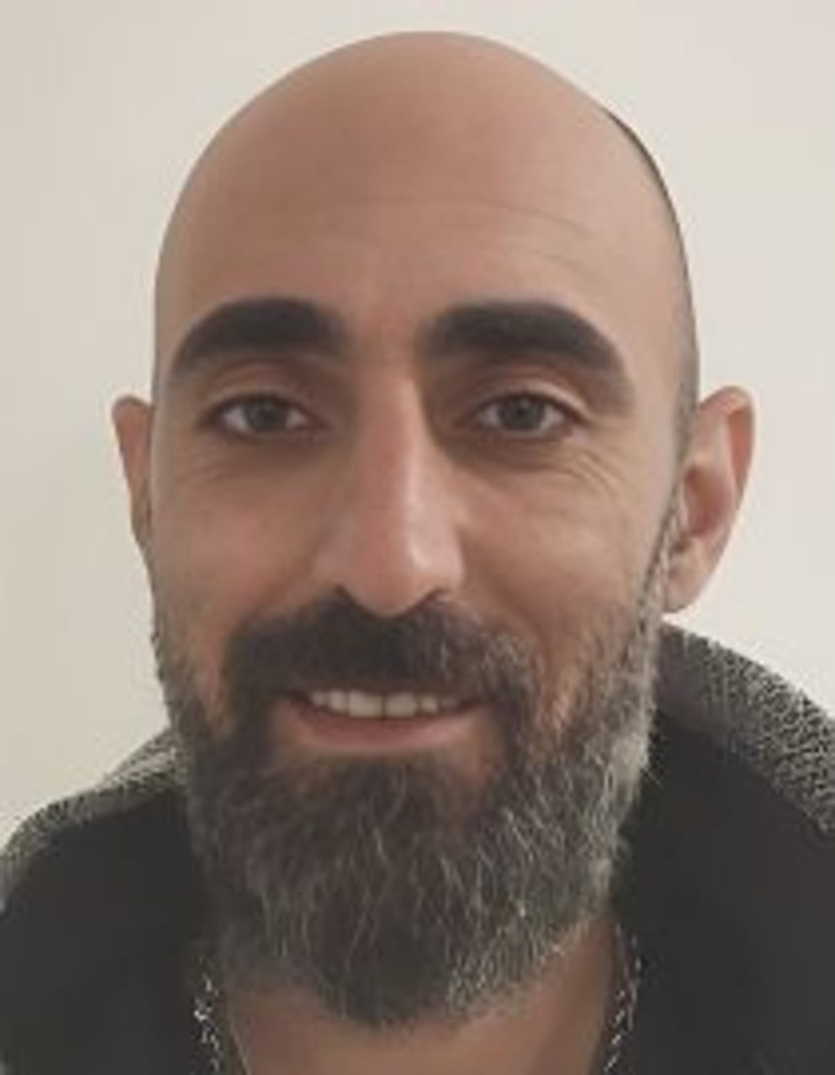 תמונת פורטרט של בעל המקצוע תמונת פורטרט של בעל המקצוע