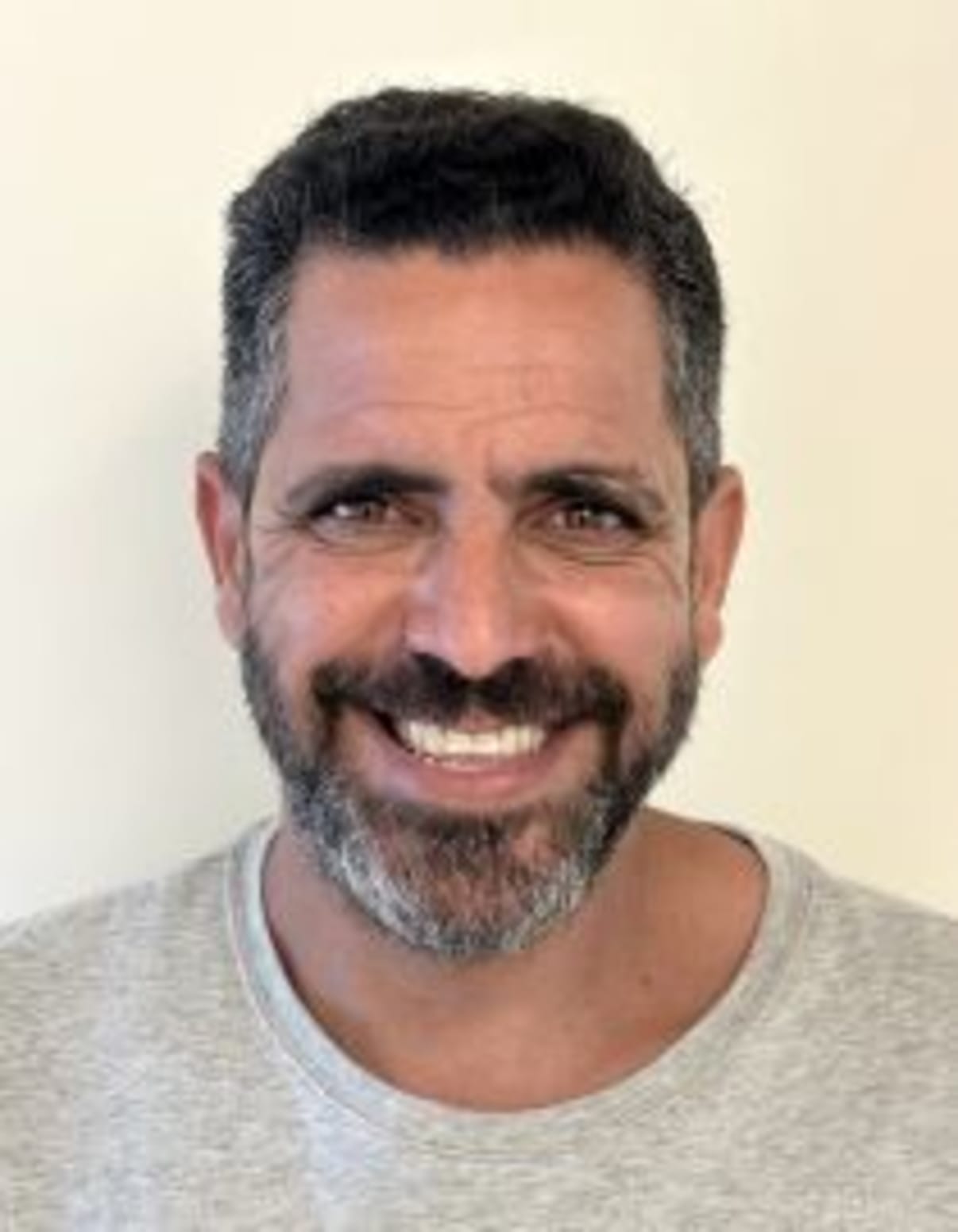 תמונת פורטרט של בעל המקצוע תמונת פורטרט של בעל המקצוע